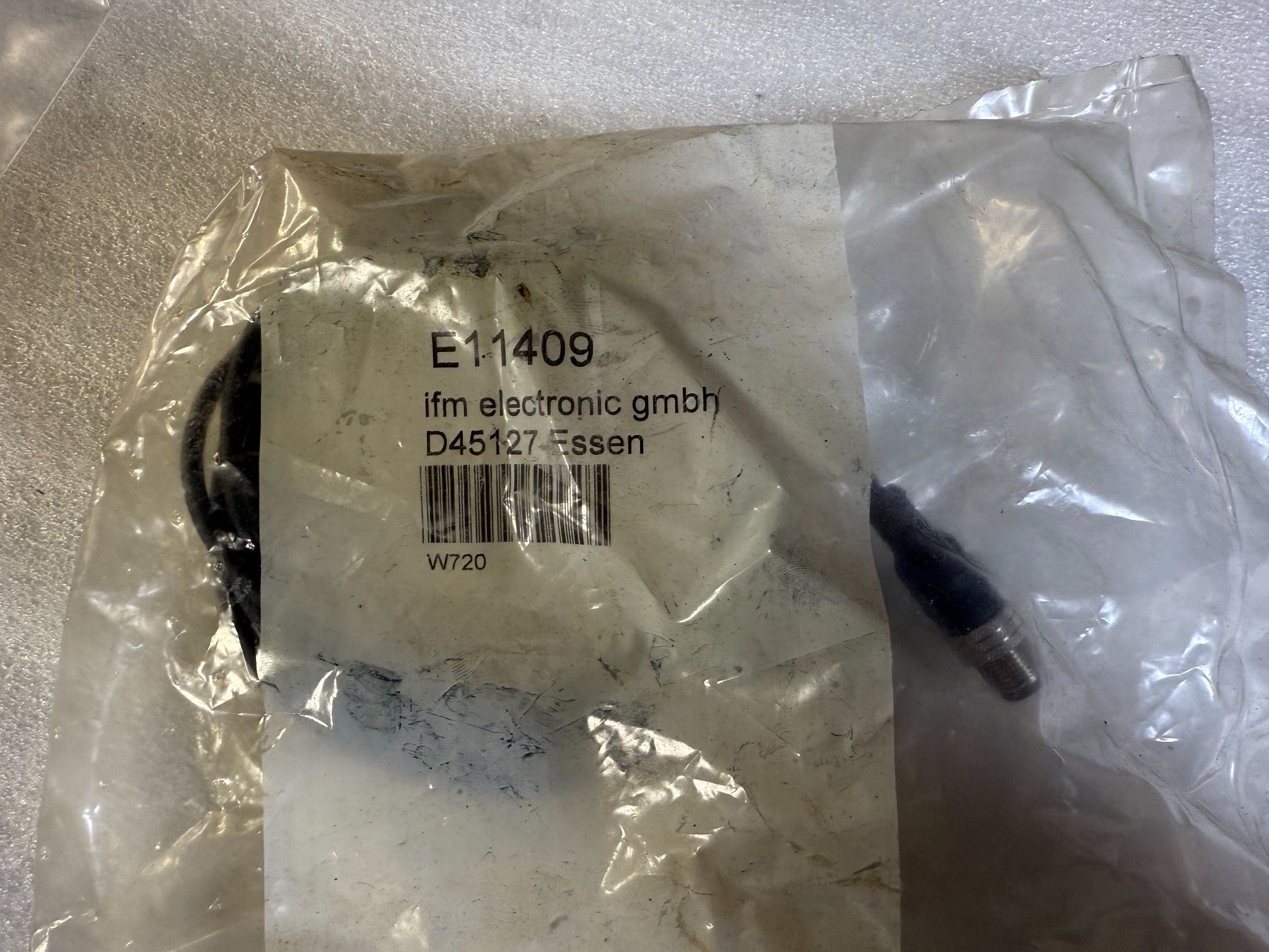 IFM E11409 Patch Cable (2m) NEW 0