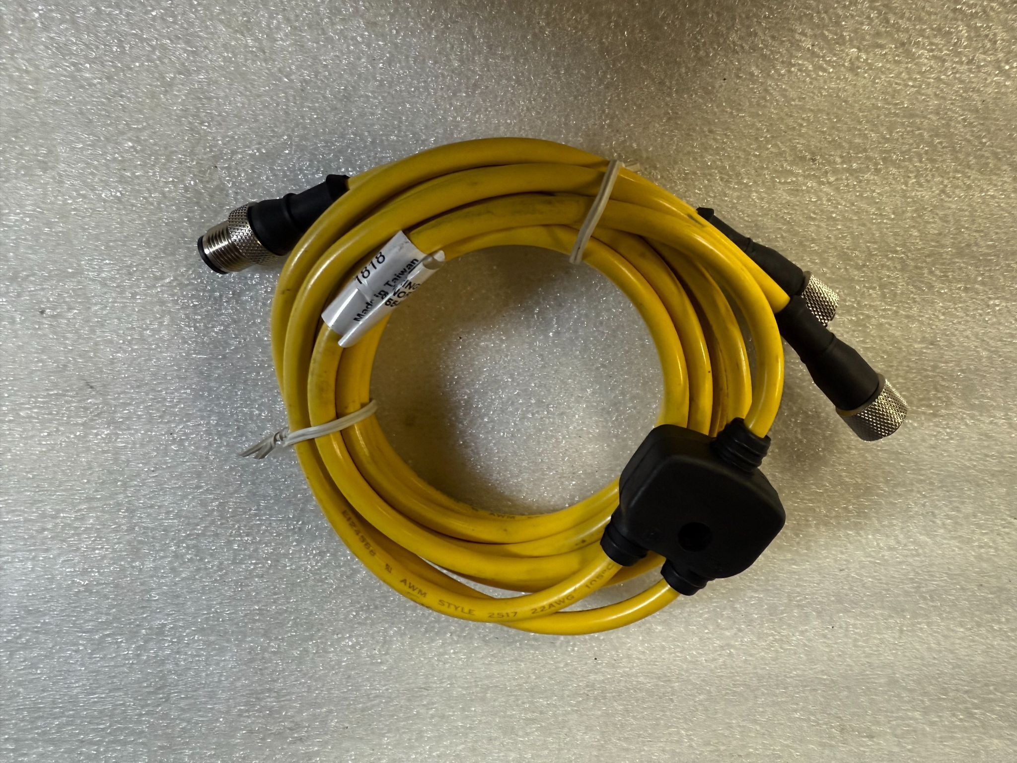 BANNER CSB-M1288M1281 M12 8-Pin Splitter Cordset Cable USED 0