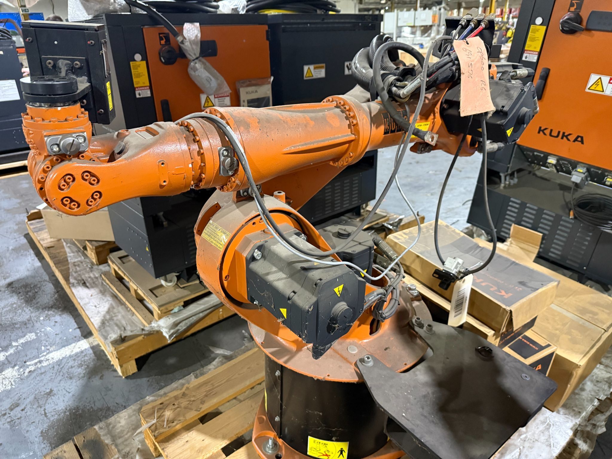 KUKA KR16 L6-2 Robot Complete w/ KR C4 NA Controller NEW (Missing Pendant) 0