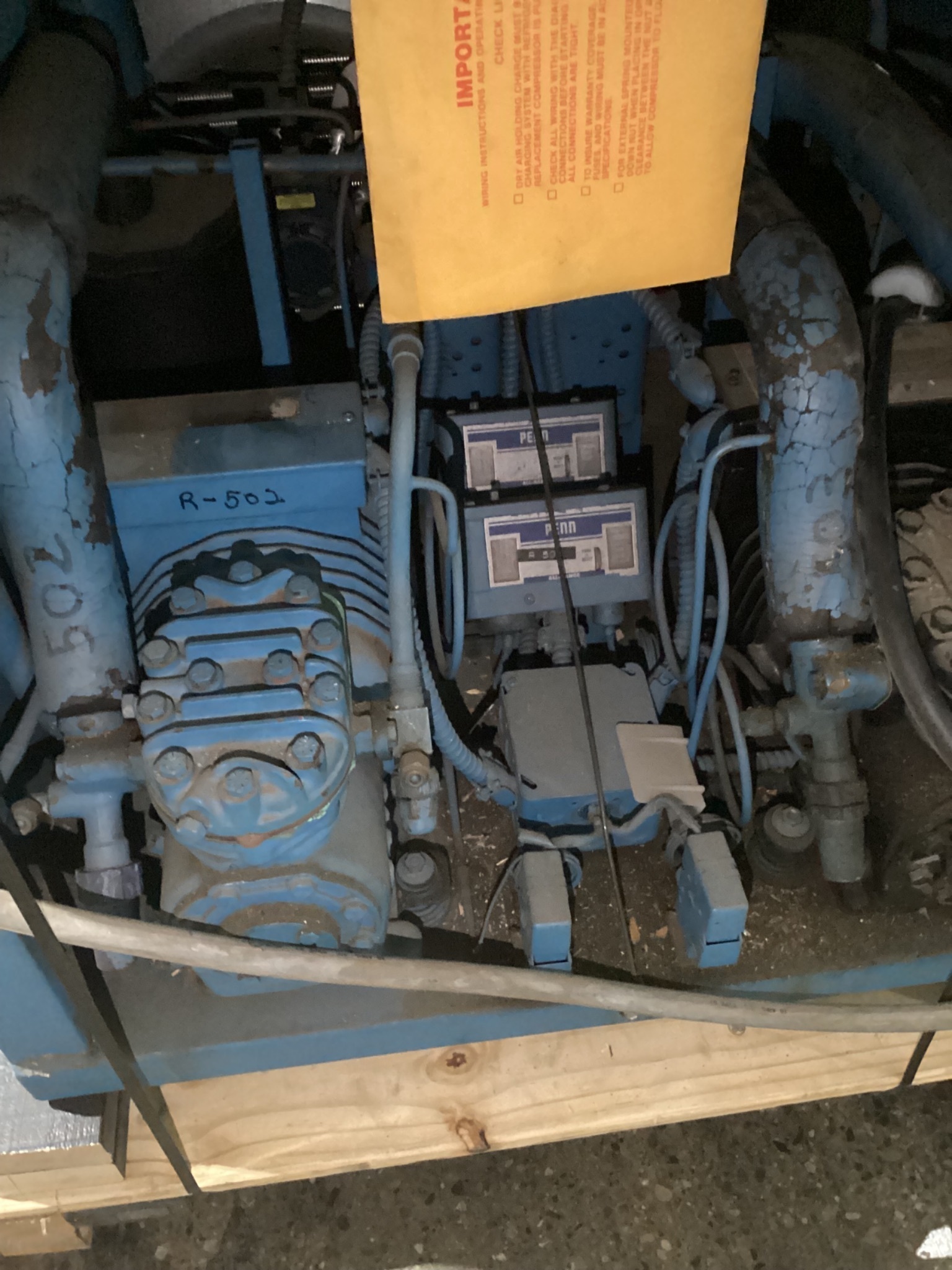 TENNEY TTC-220-I Environmental Test Chamber USED 12