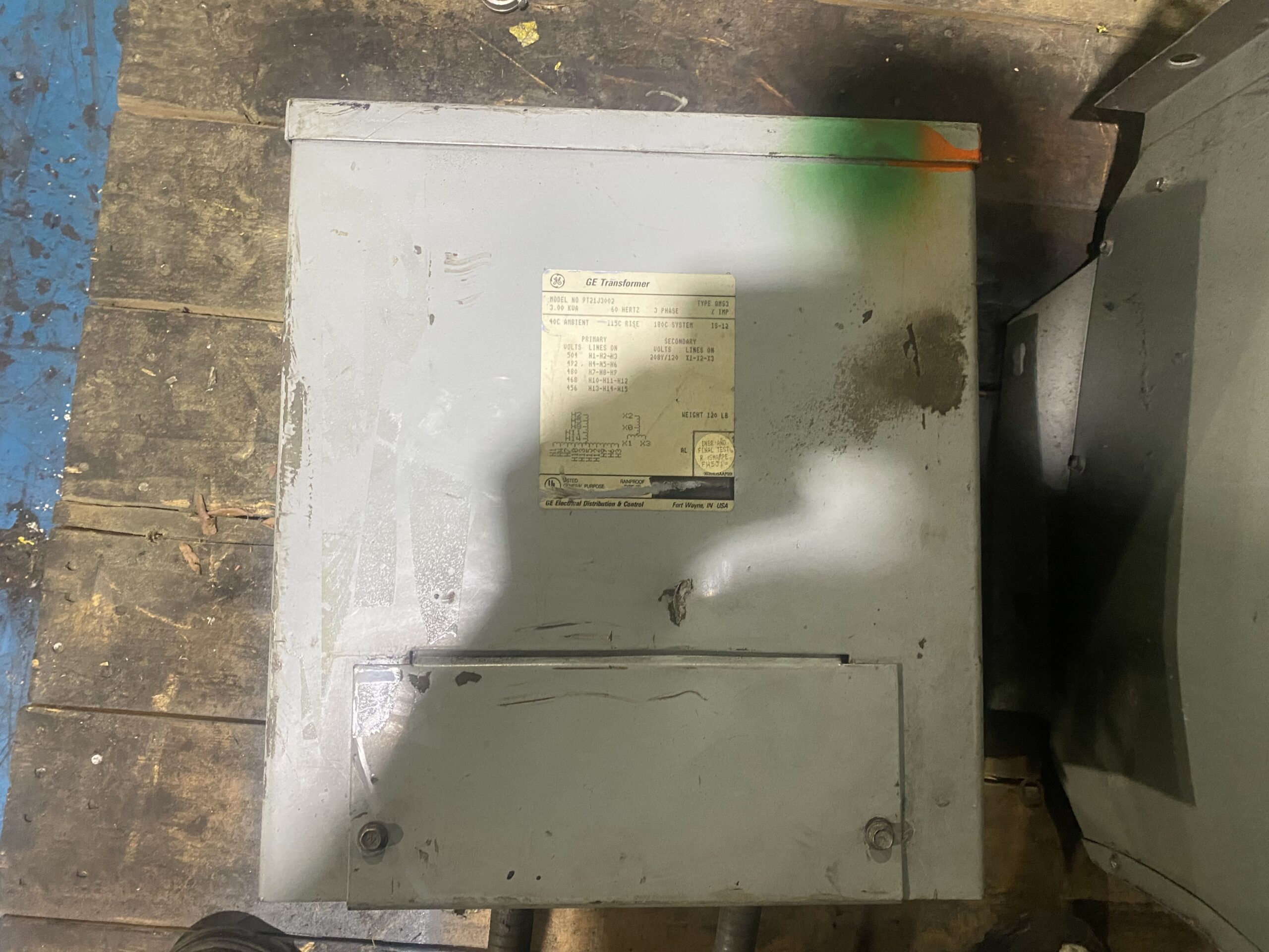 GENERAL ELECTRIC 9T21J3002 Transformer 480V - 208Y/120V, 3kVA USED 0