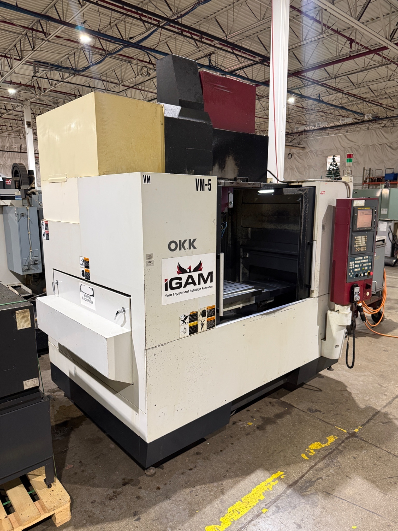 OKK VM5 CNC Machines 2