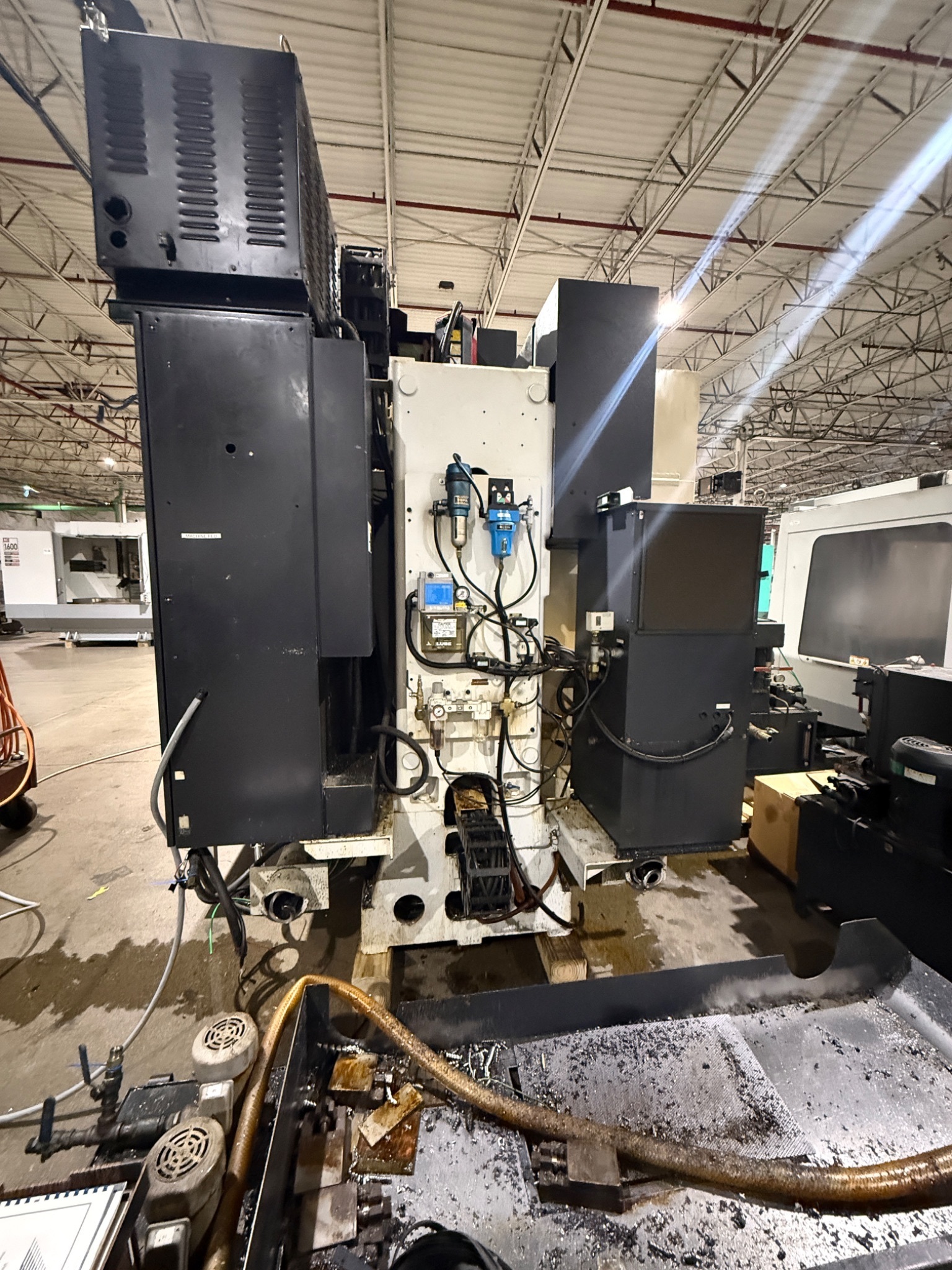 OKK VM5 CNC Machines 6