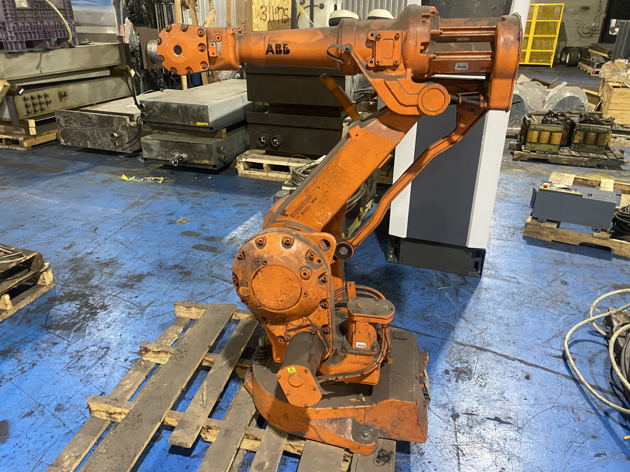 ABB IRB2400 M2004 Industrial 6-Axis Robot Arm USED 0