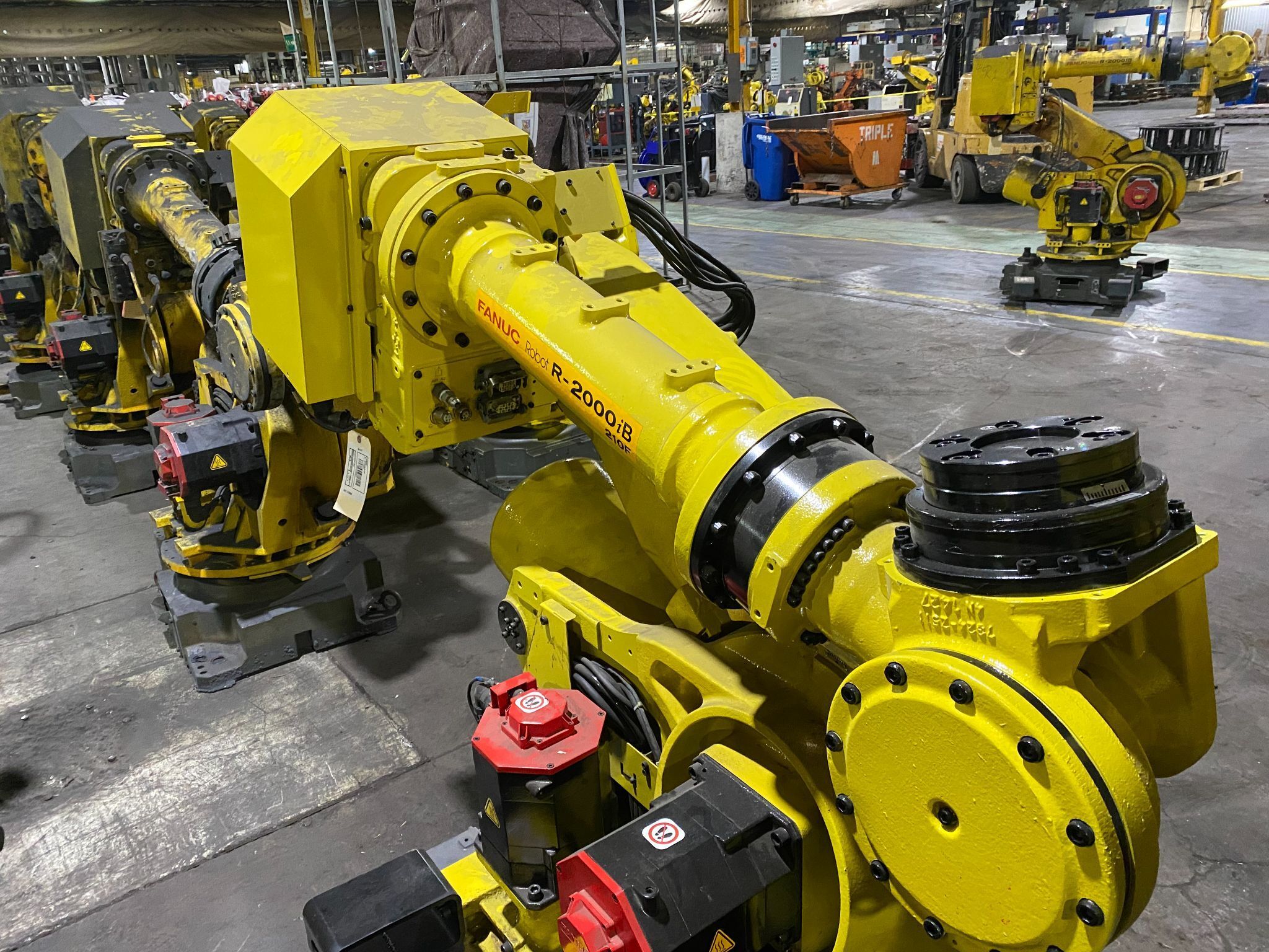 FANUC - R-2000iB/210F Robot USED 1