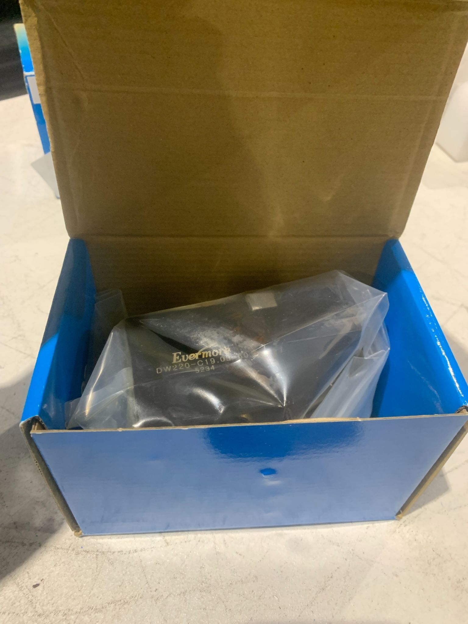 EVERMORE DW220-C19.05-60 Single Square Shank Holder 3/4" NEW 3