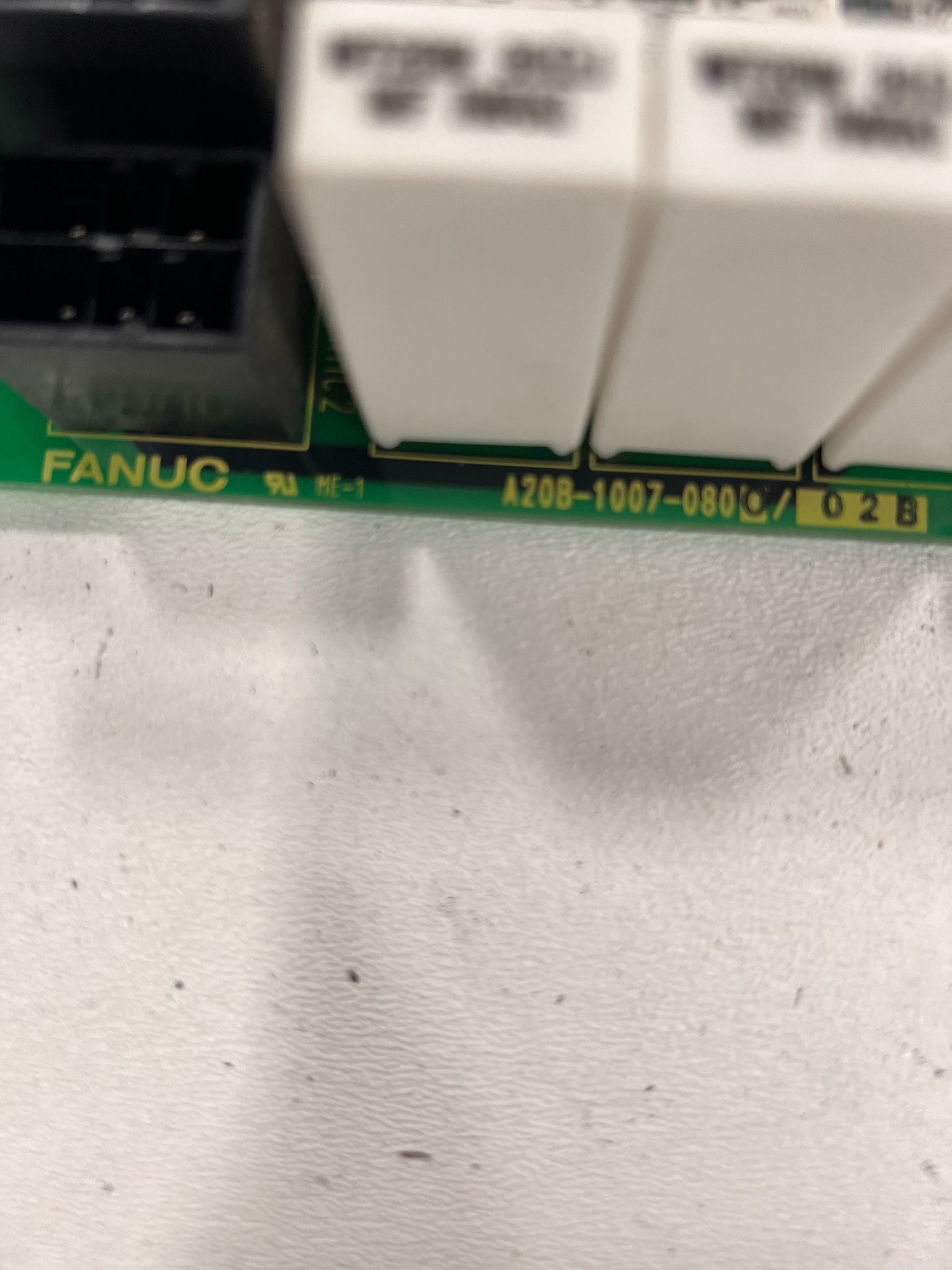 FANUC A20B-1007-0800 MACHINE CONTROL & PC BOARD USED 2
