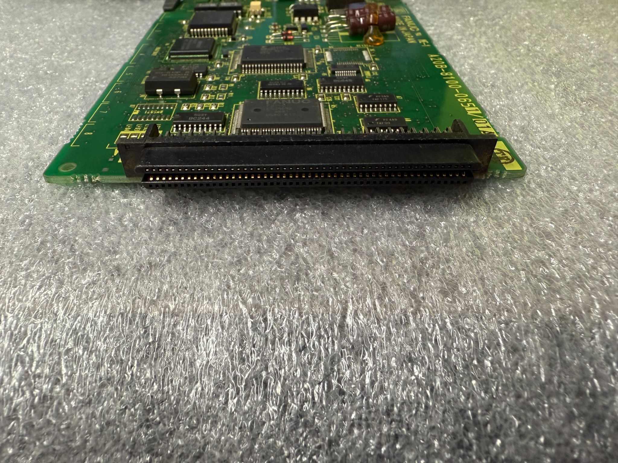 FANUC A20B-8100-0651/01A PCB - DeviceNet Module USED 2