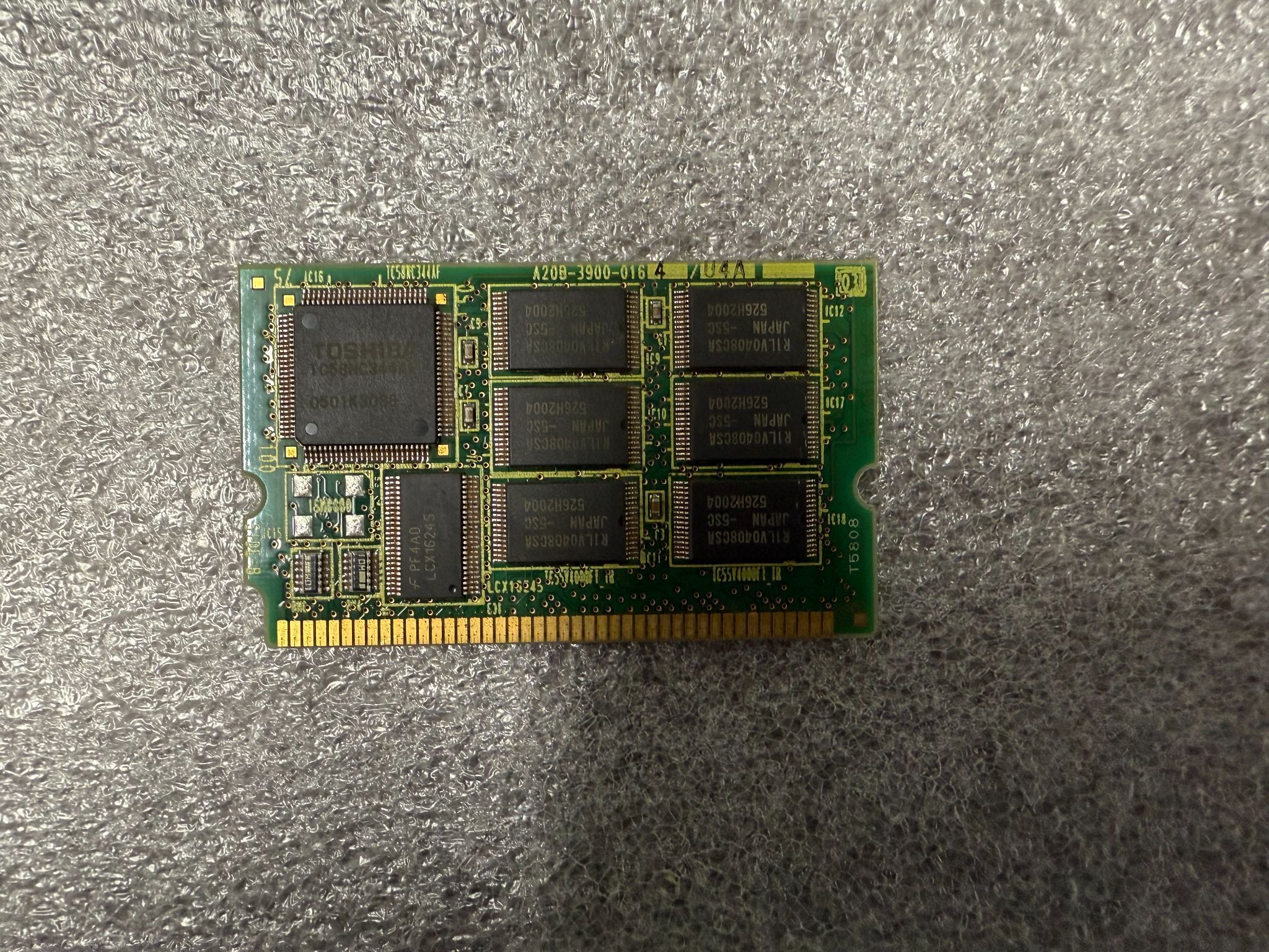 FANUC A20B-3900-0164/04A PCB - 32MB FROM/2MB SRAM R-J3iB Memory Module USED 0