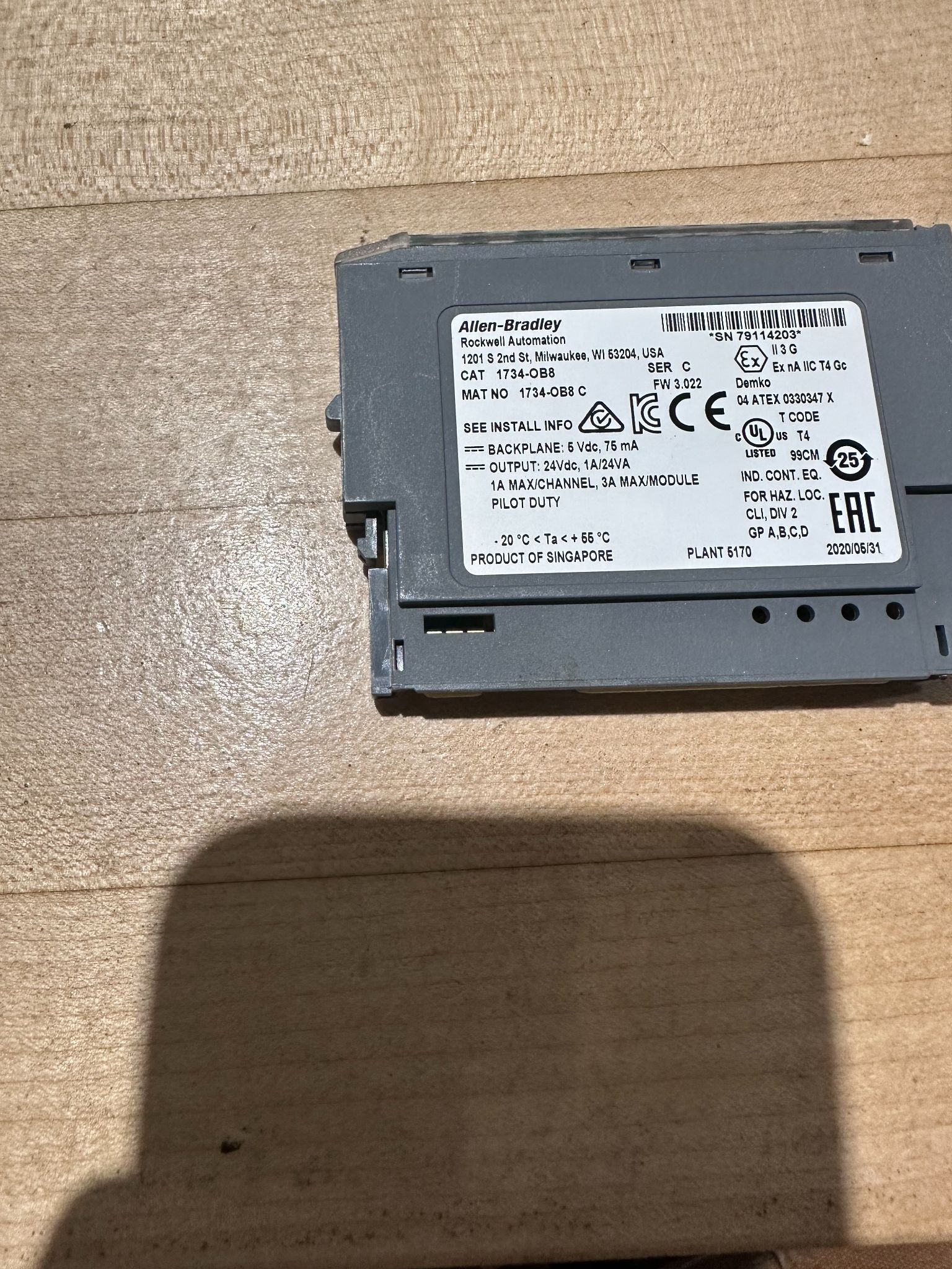 Allen Bradley 1734-OB8 POINT I/O 8-Point Digital Output Module USED 1