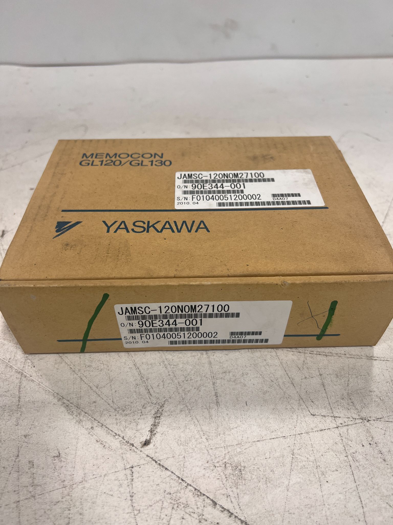 Yaskawa JAMSC-120NOM27100 MEMOCON GL120 Output Module NEW 0