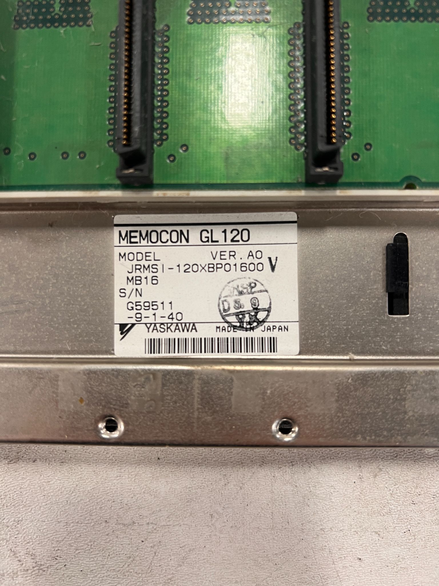 Yaskawa JRMSI-120XBPO1600 V MEMOCON GL120 I/O Rack Base USED 1