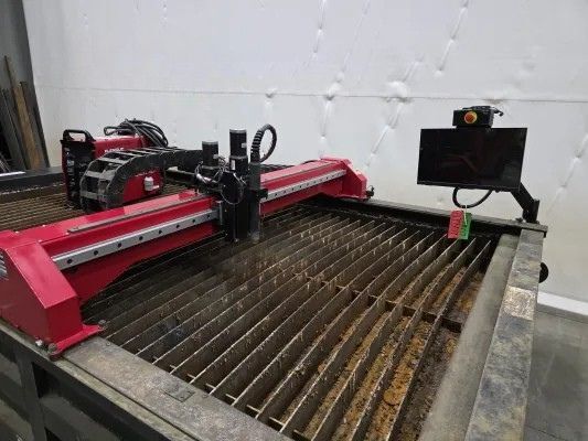 Lincoln Torchmate X CNC Plasma Cutting Table with FlexCut 125 Used 1