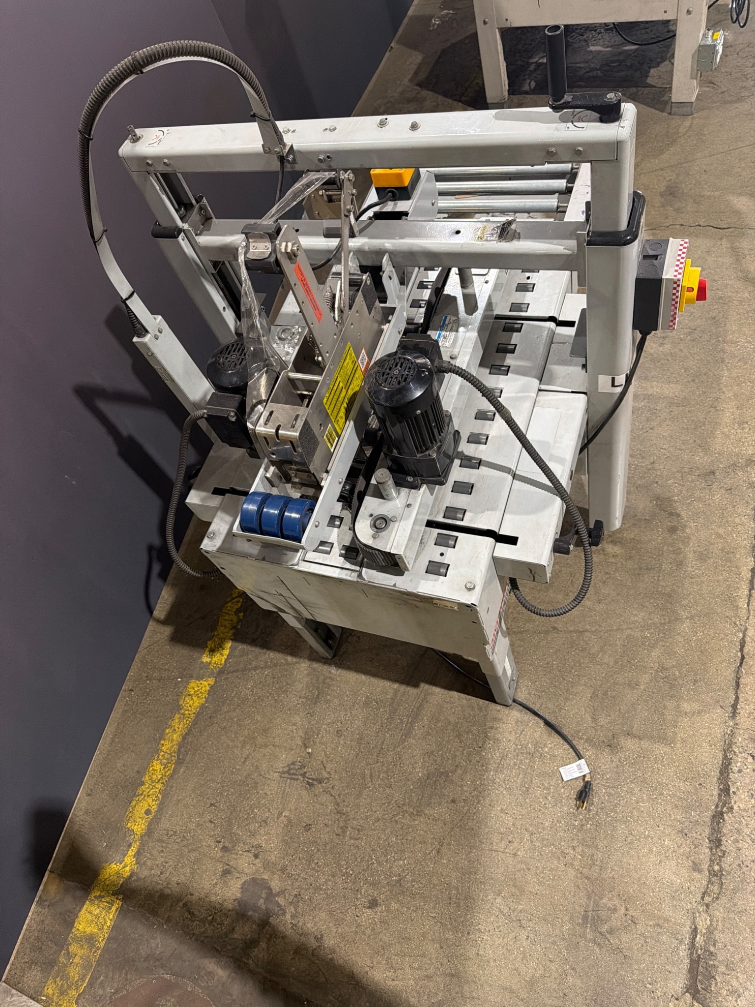 3M-Matic 800ASB Automatic Case Sealer Tape System 120V USED 1