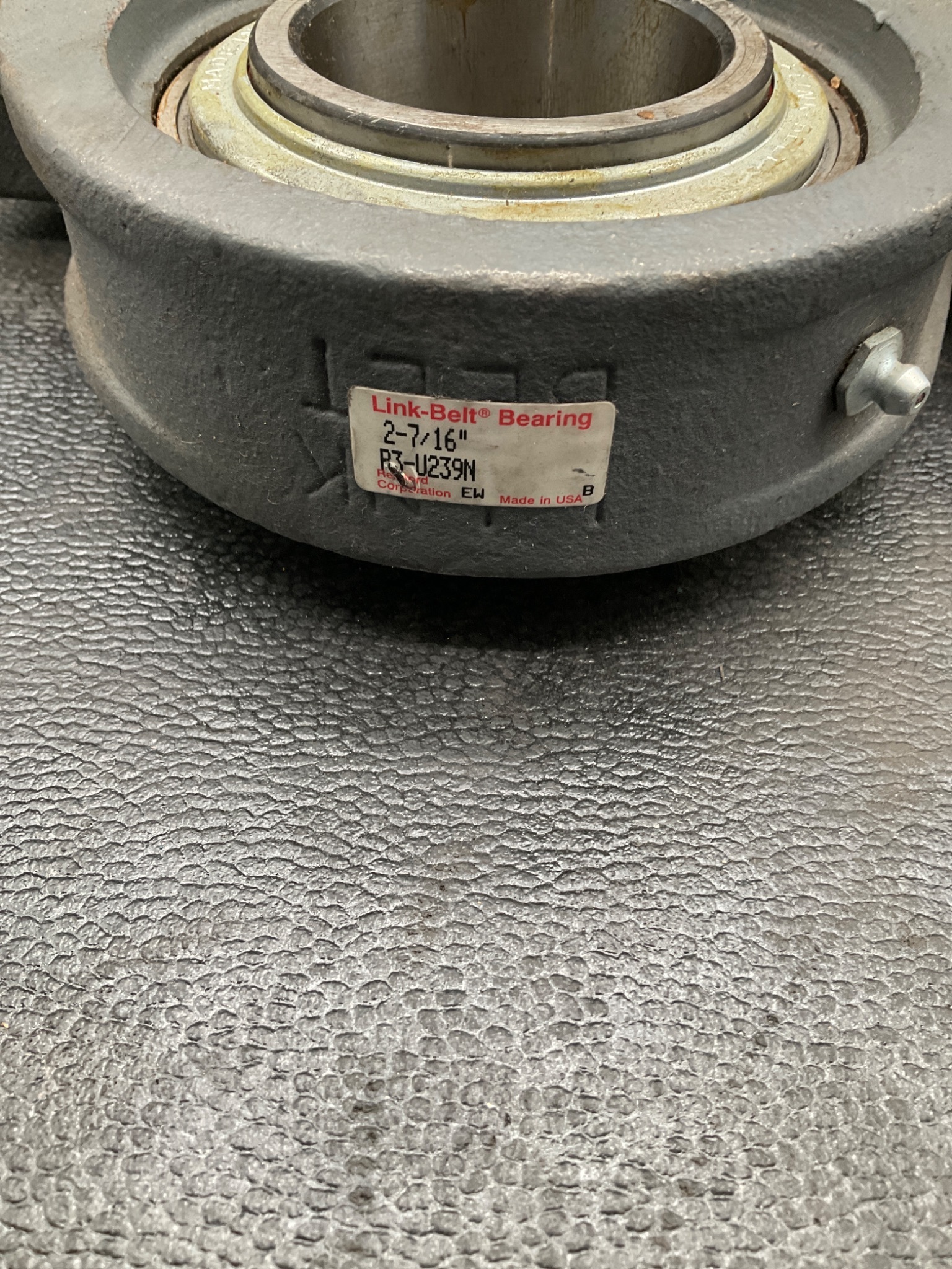 REXNORD P3-U239N Pillow Block Bearing 2-7/16" Bore Cast Iron USED 1