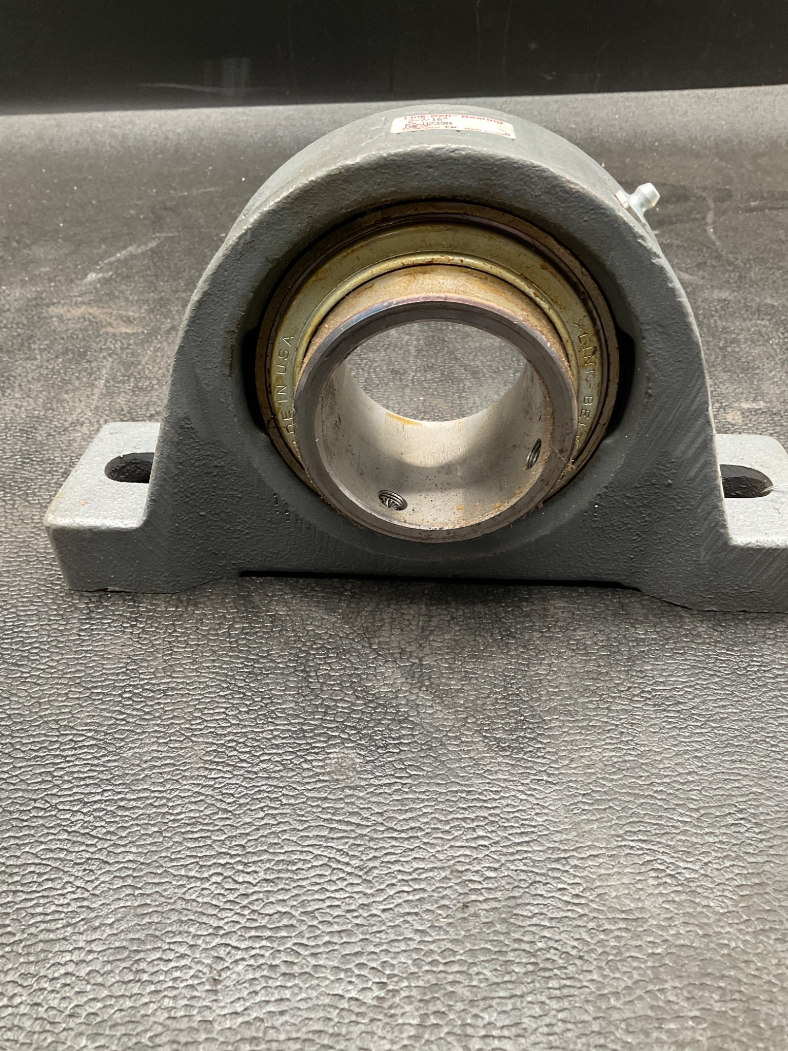 REXNORD P3-U239N Pillow Block Bearing 2-7/16" Bore Cast Iron USED 3