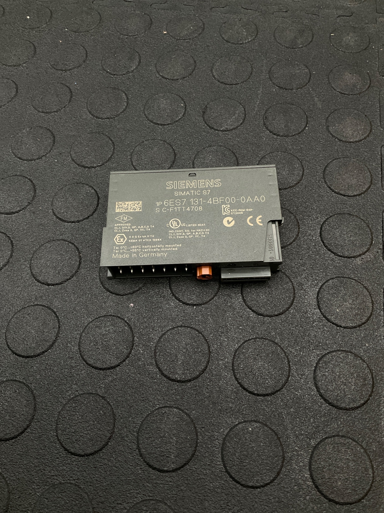 SIEMENS 6ES7 131-4BF00-0AA0 SIMATIC ET200S Digital Input Module USED 1