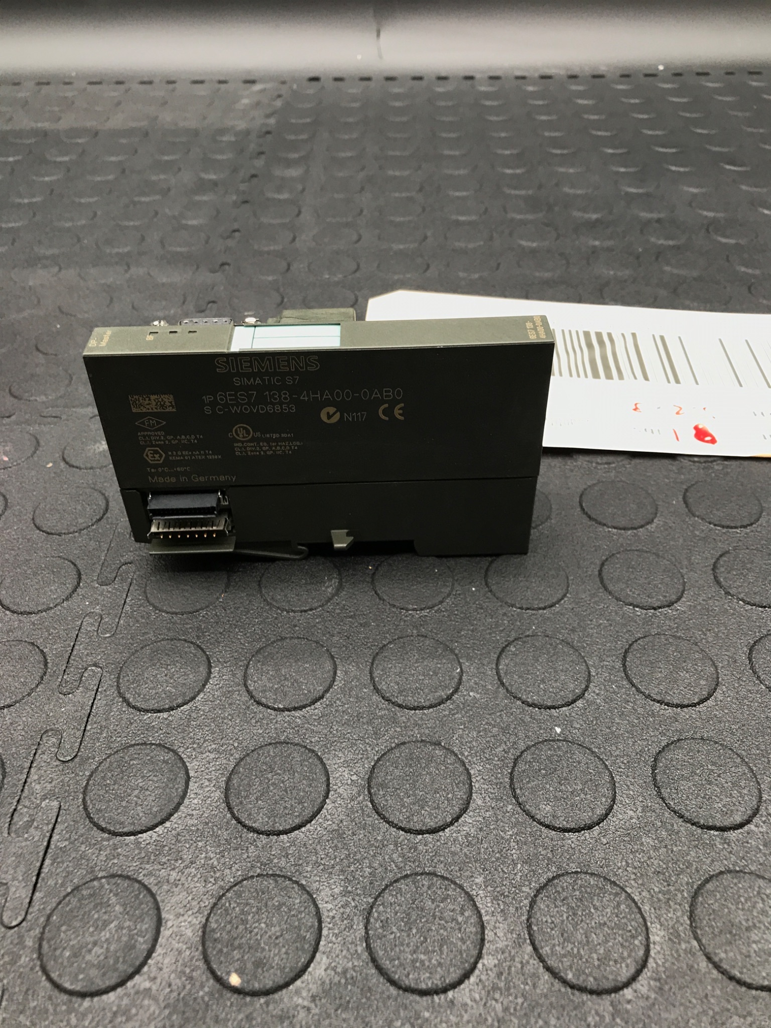 SIEMENS 6ES7 138-4HA00-0AB0 SIMATIC ET200S PROFIBUS Interface Module USED 1