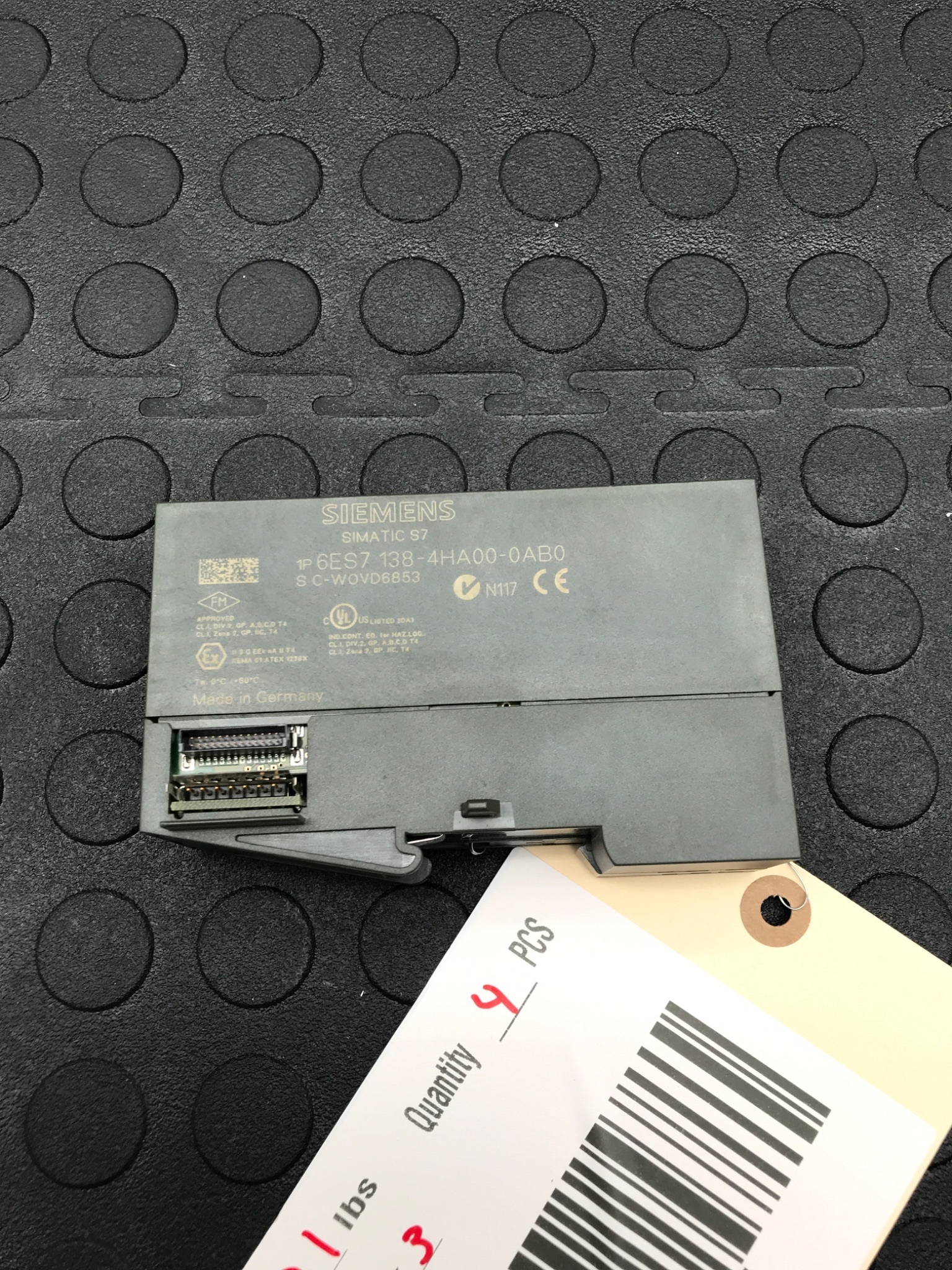 SIEMENS 6ES7 138-4HA00-0AB0 SIMATIC ET200S PROFIBUS Interface Module USED 3