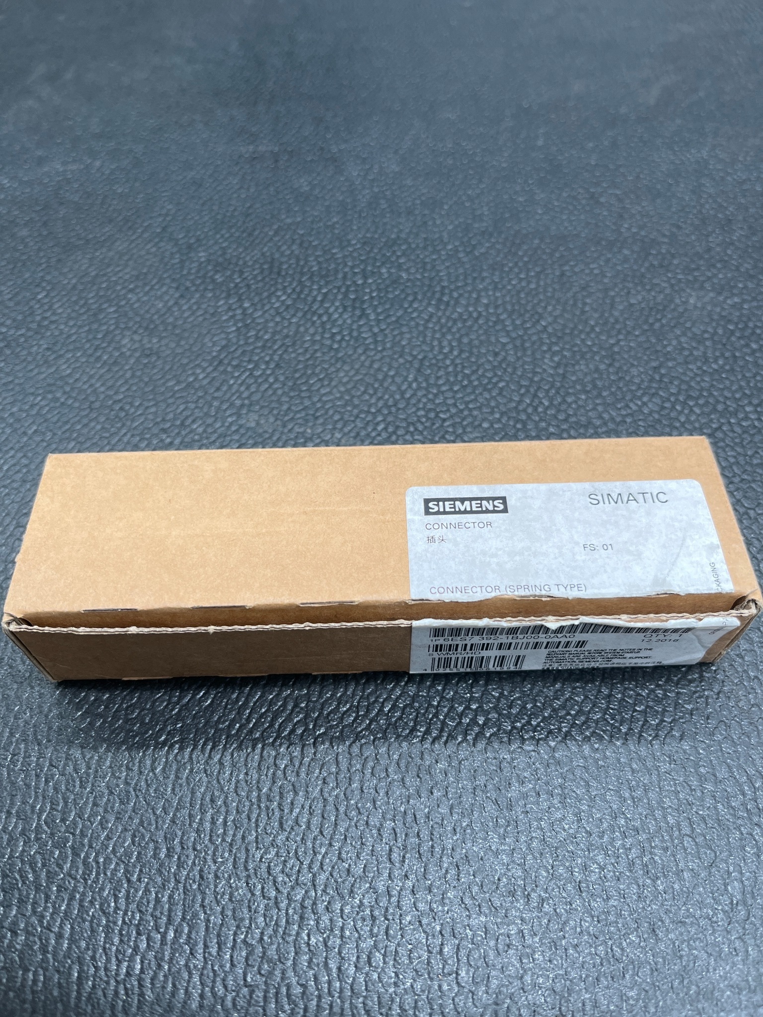 SIEMENS 6ES7 392-1BJ00-0AA0 SIMATIC S7-300 Front Connector Module NEW 1