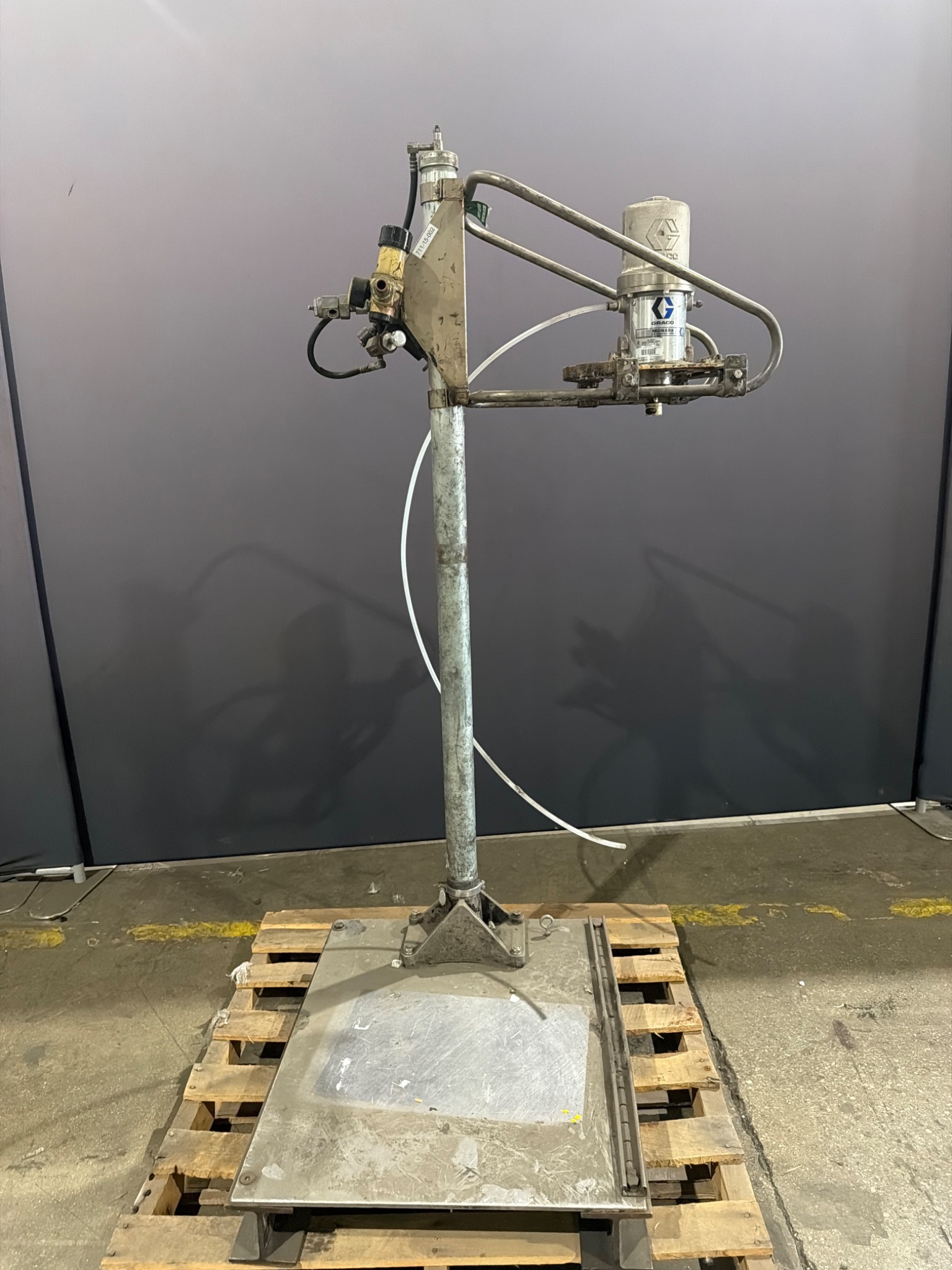GRACO 947992 MONARK Pneumatic Drum Pump Assembly USED 0