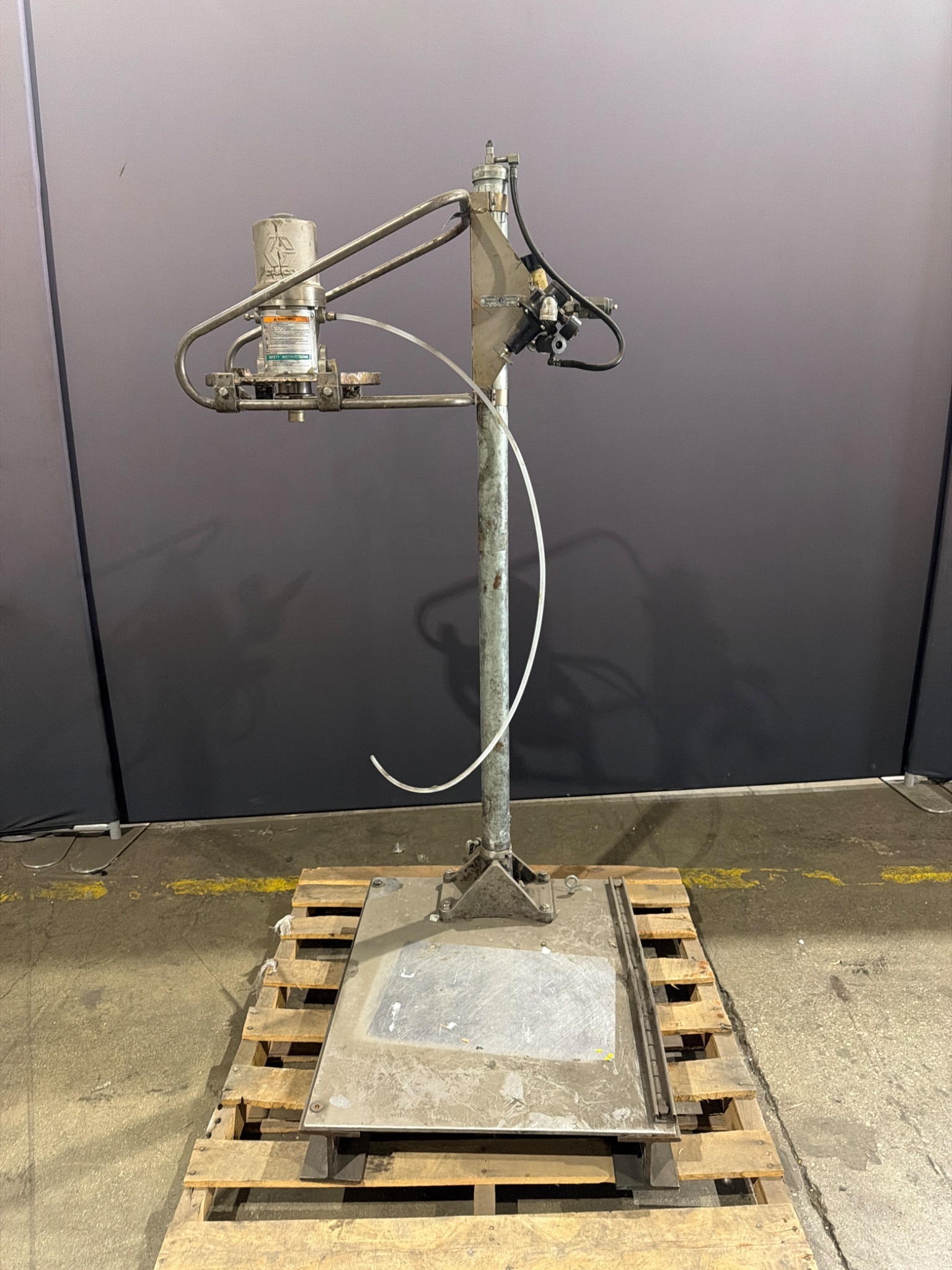 GRACO 947992 MONARK Pneumatic Drum Pump Assembly USED 1