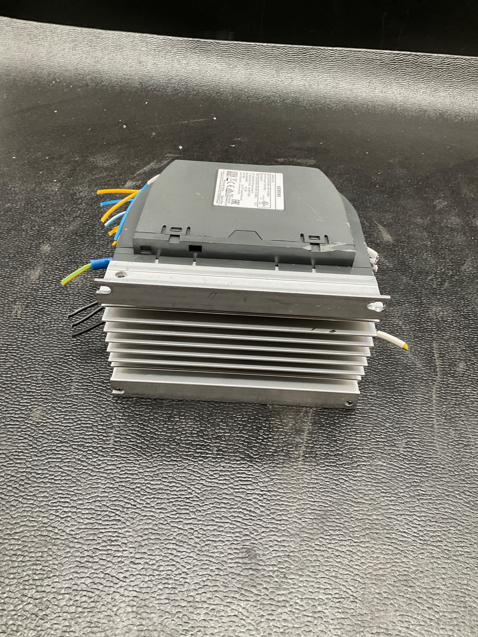 SIEMENS 6SL3210-5BE13-7CV0 SINAMICS V20 Variable Frequency Drive USED 4