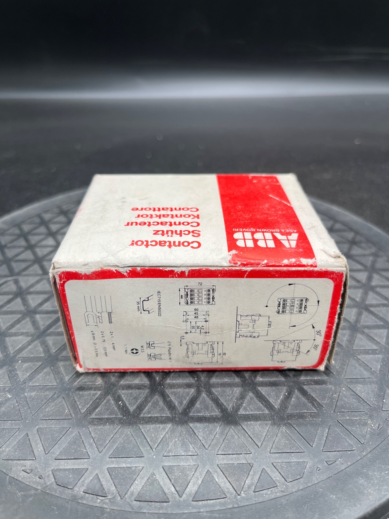 ABB K22-1 Control Relay 2NO 2NC 120VAC Coil NEW 3