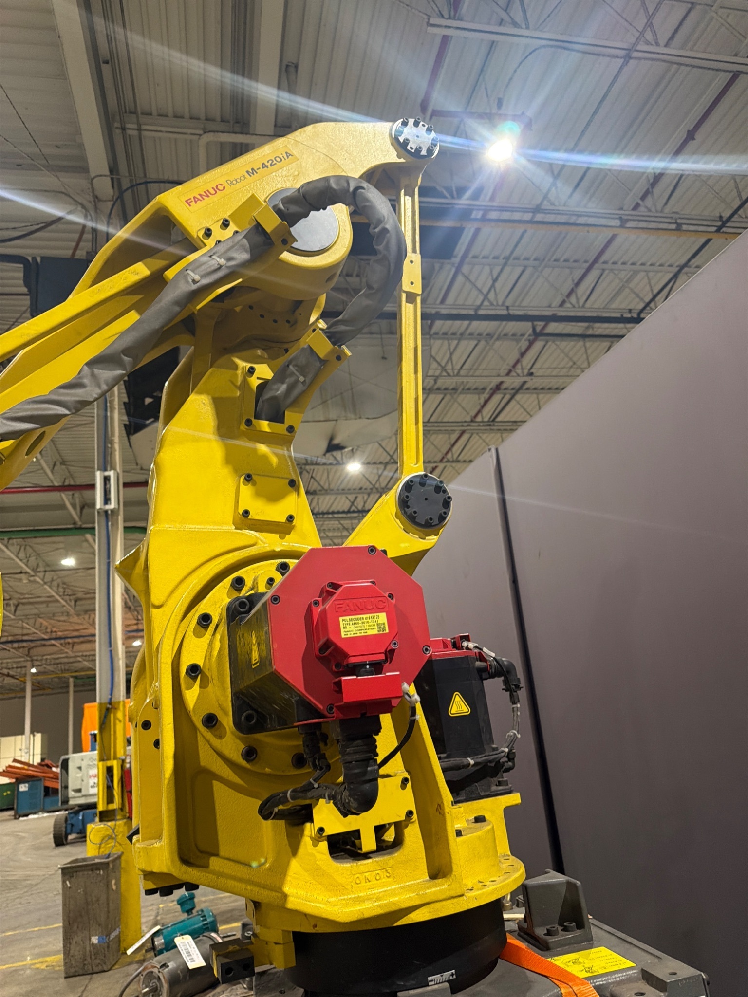FANUC M-420iA Complete with R-30iA Controller USED 2