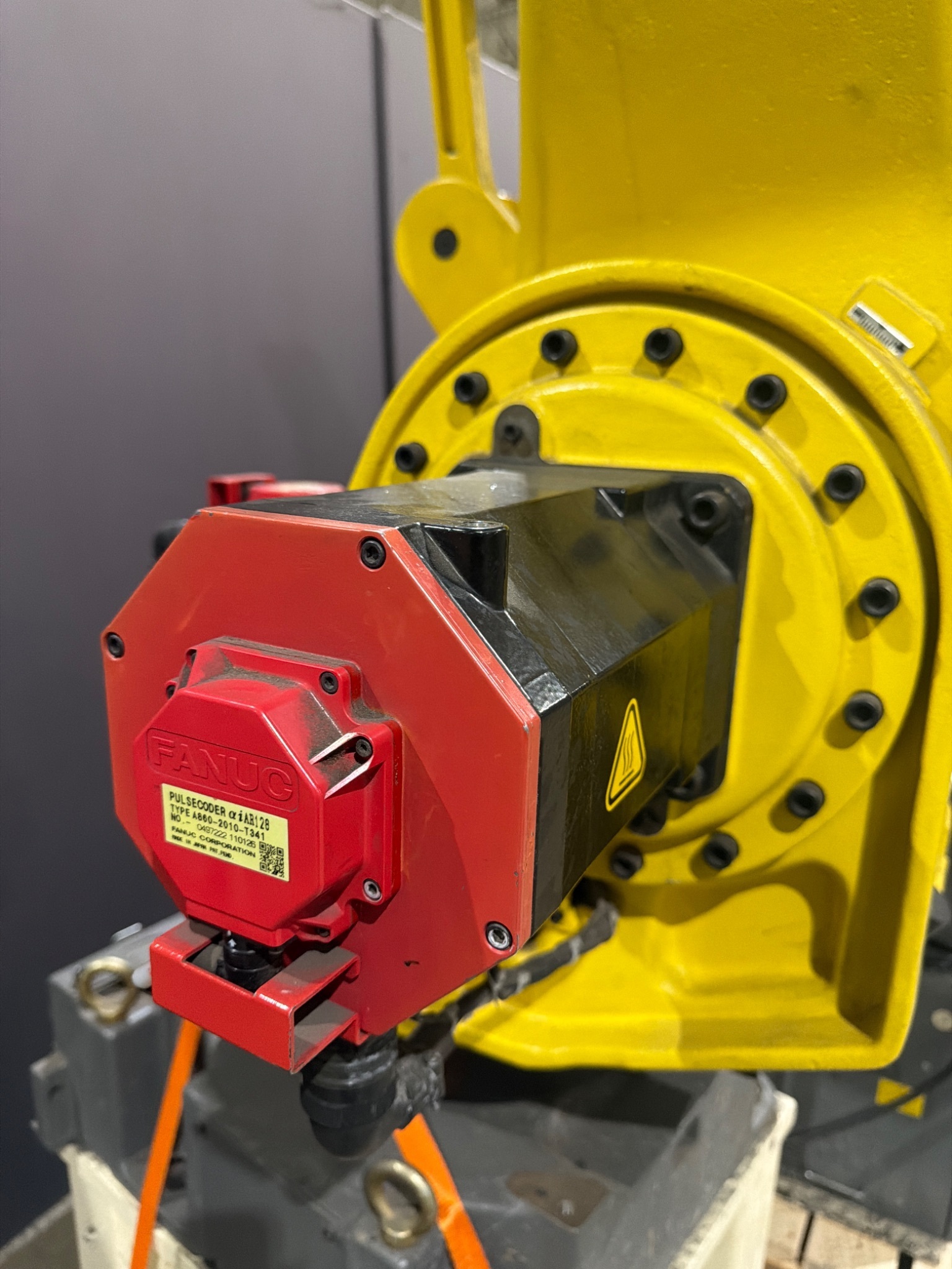 FANUC M-420iA Complete with R-30iA Controller USED 6