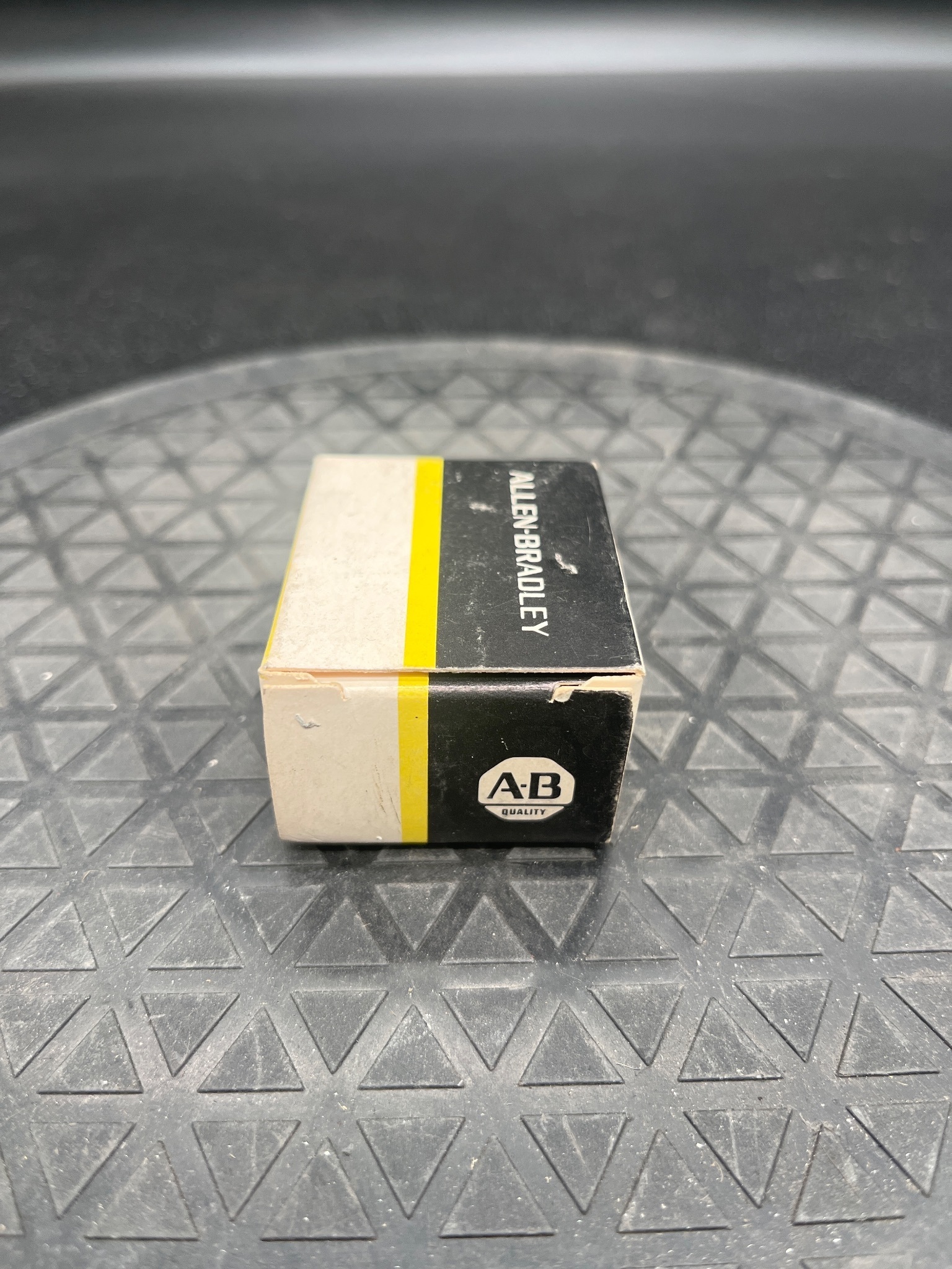 ALLEN BRADLEY W80 Overload Heater Element NEW 2