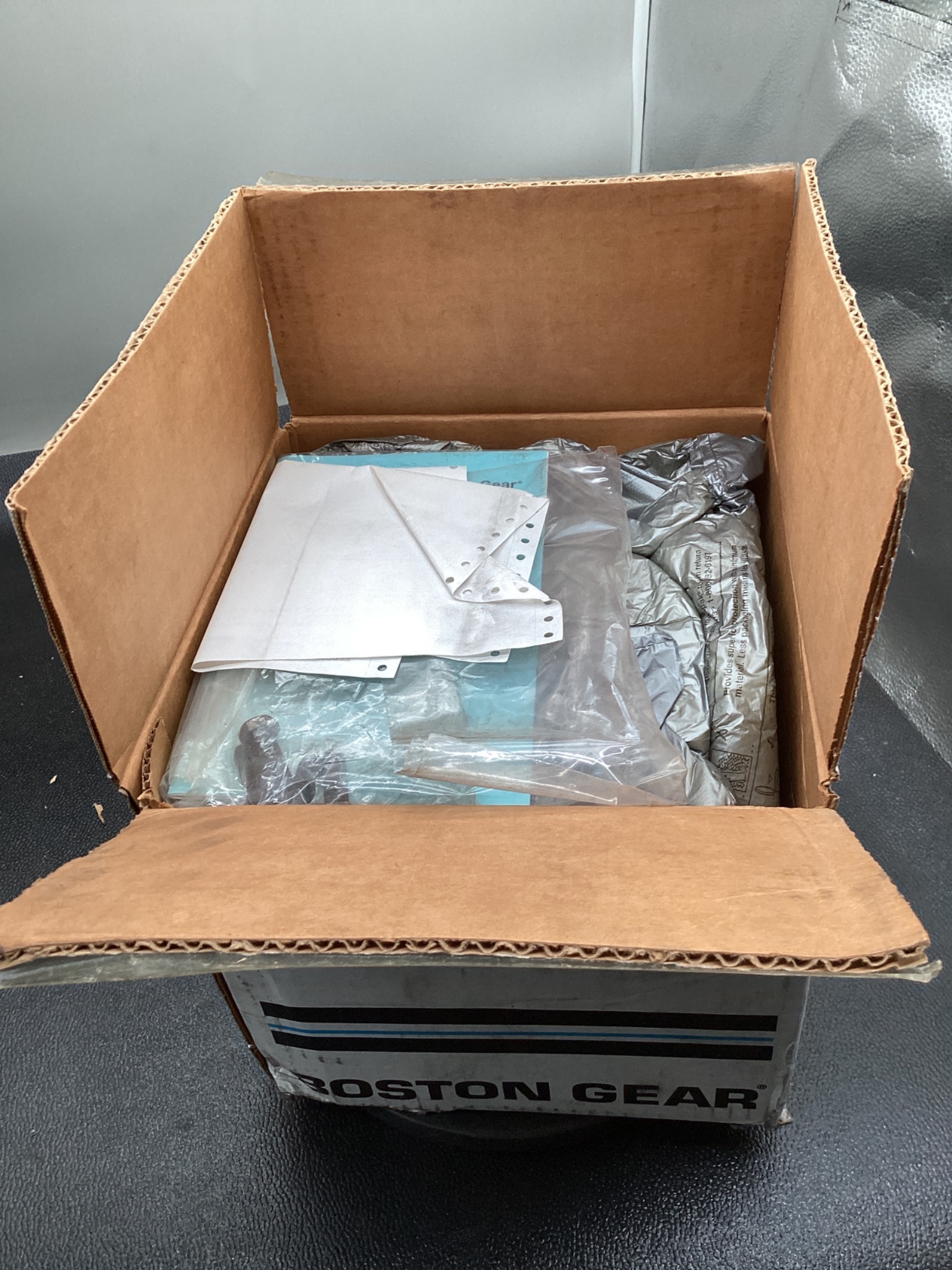 BOSTON GEAR F718-5-B7-G Worm Gear Speed Reducer 5:1 Ratio NEW 3