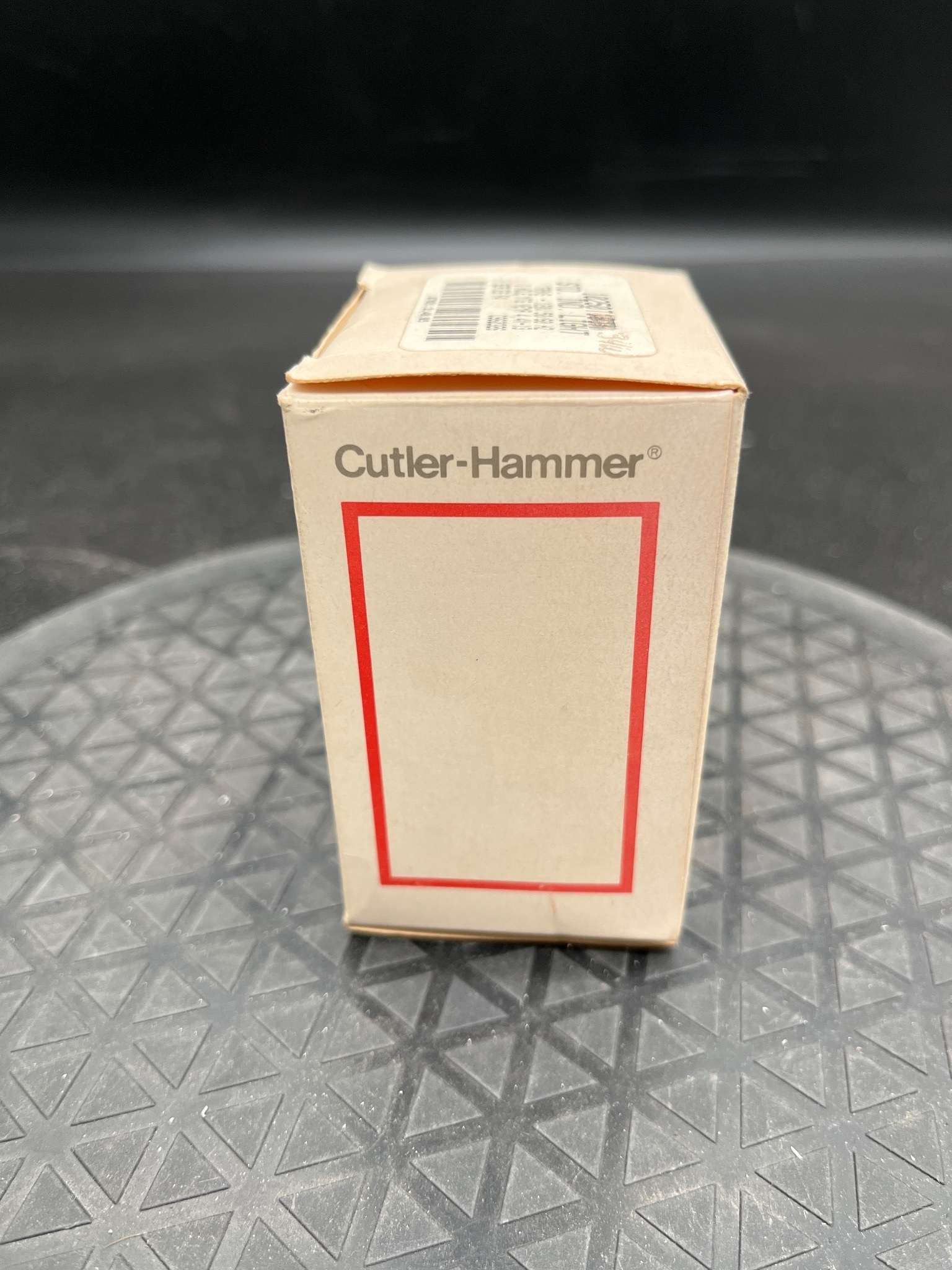 CUTLER-HAMMER 10250T34W Indicator Light 120V Panel Mount NEW 1