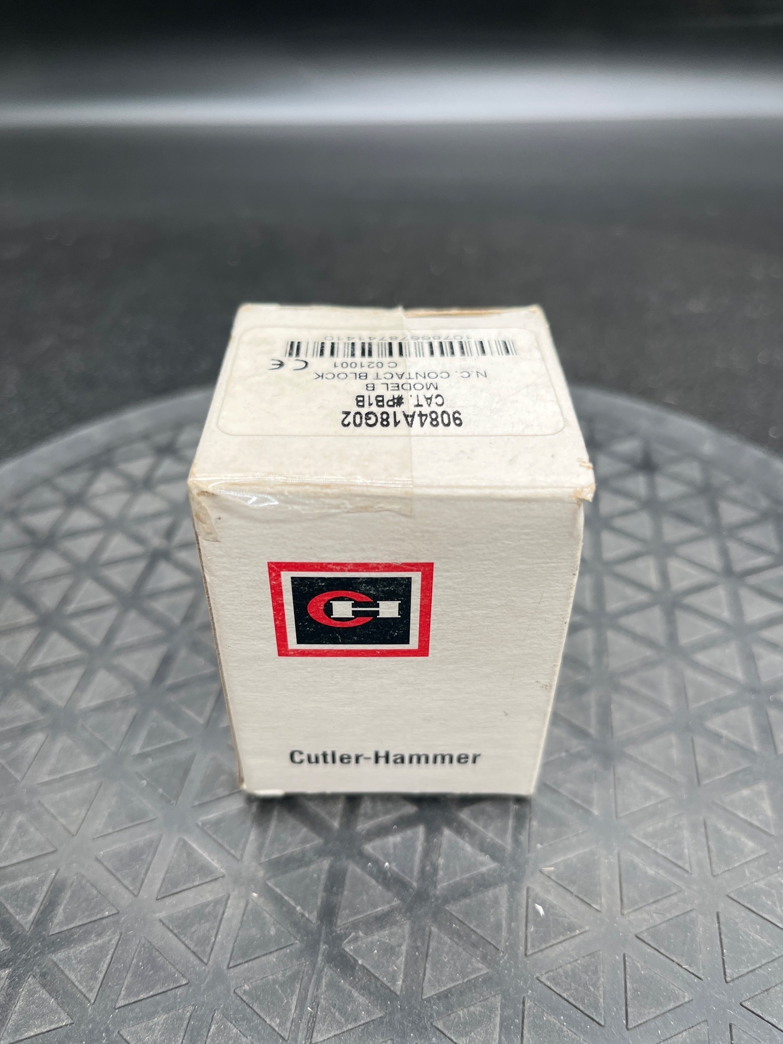 CUTLER-HAMMER 9084A18G02 Contact Block 1 NC NEW 2