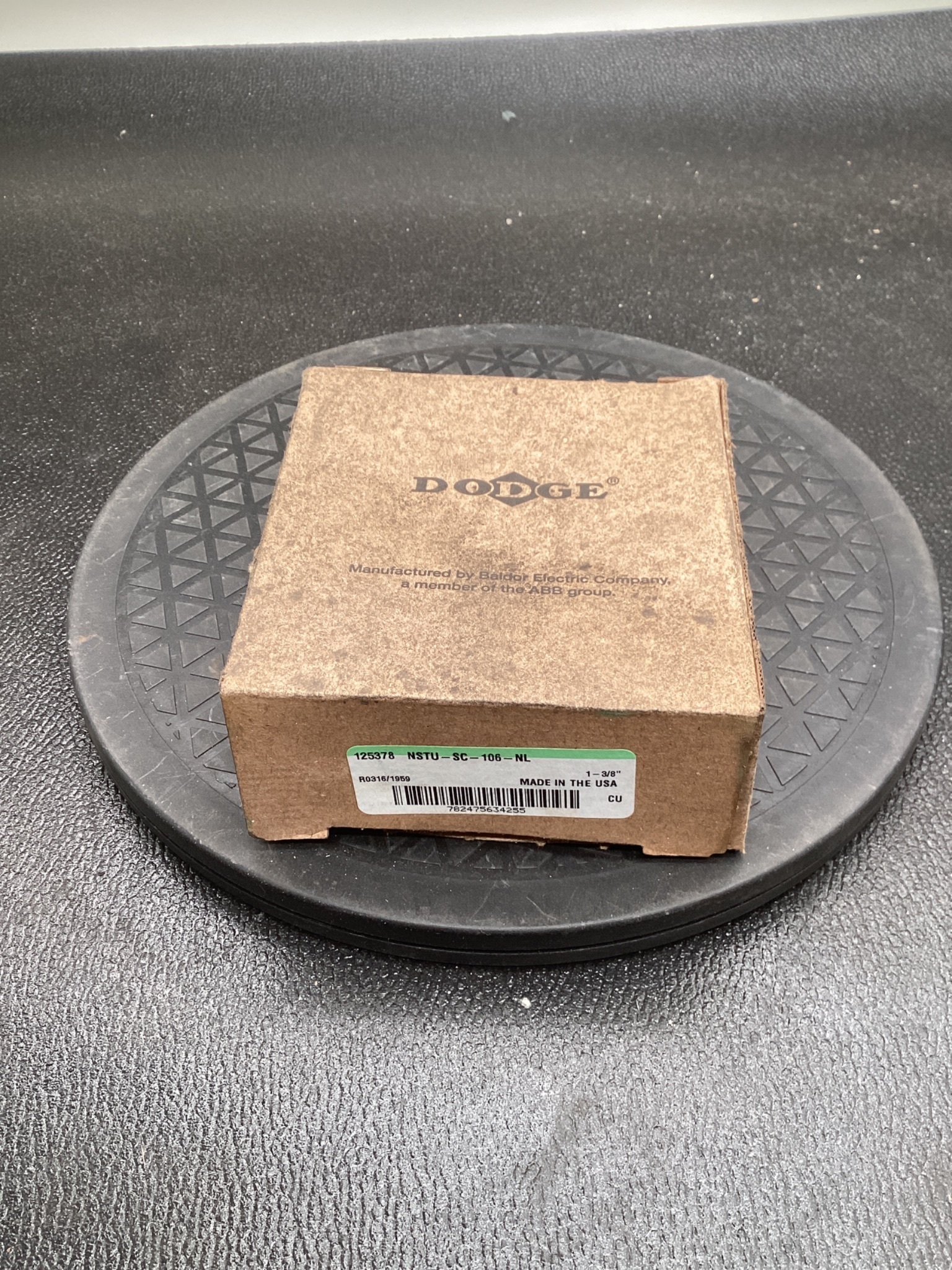 DODGE NSTU-SC-106-NL Take-Up Bearing Unit 1-3/8" Bore Cast Iron NEW 0