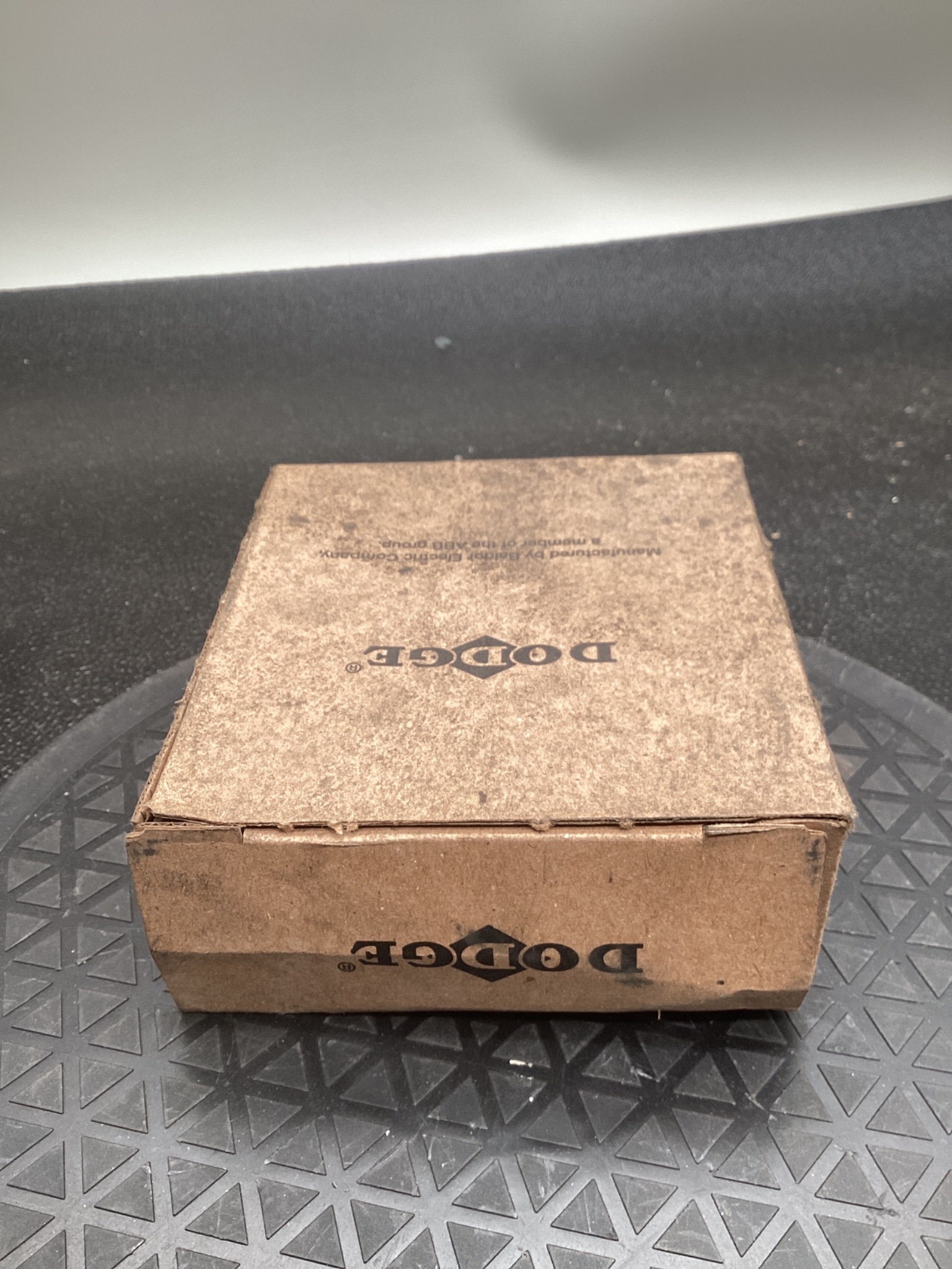 DODGE NSTU-SC-106-NL Take-Up Bearing Unit 1-3/8" Bore Cast Iron NEW 2