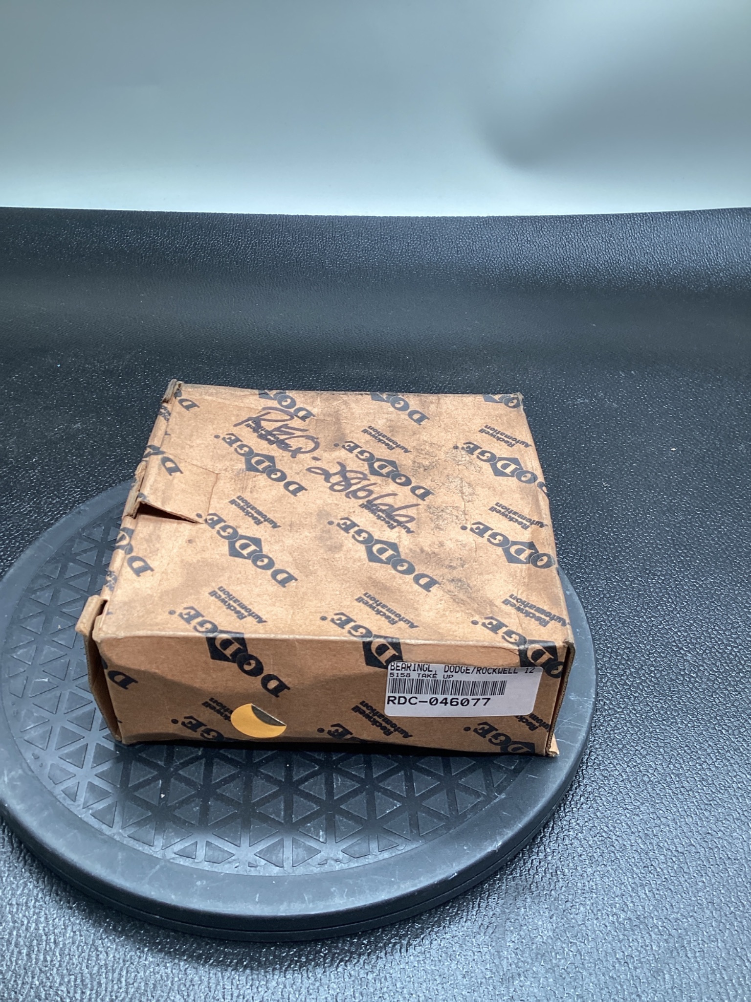 DODGE RDC-046077 Spherical Roller Bearing 2-15/16" Bore Pillow Block NEW 1