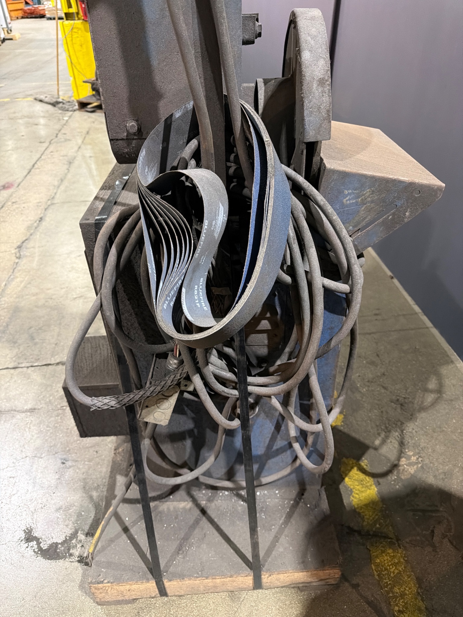 KALAMAZOO INDUSTRIES Belt Grinder & Sander USED 2