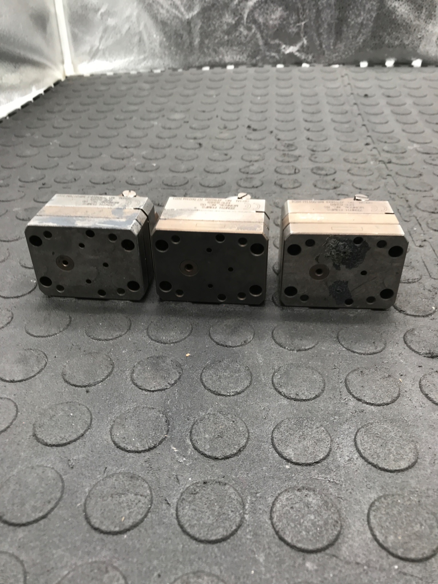 Zenith Gear Pump EO‑9999‑525‑000 (FANUC) Lot of 3 - USED 4
