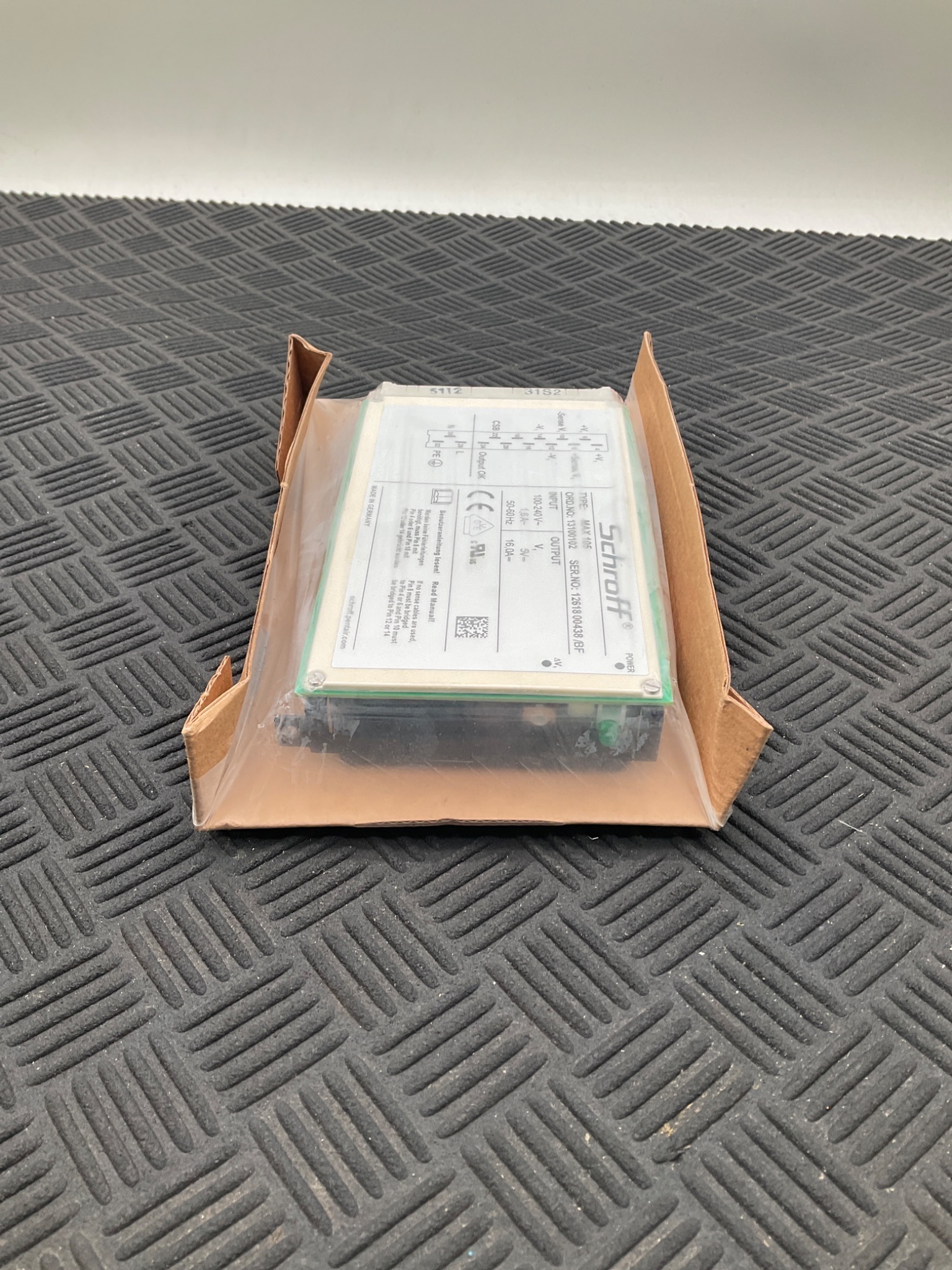 NVENT SCHROFF 13100102 MAX 105 19" Power Supply Unit NEW 1
