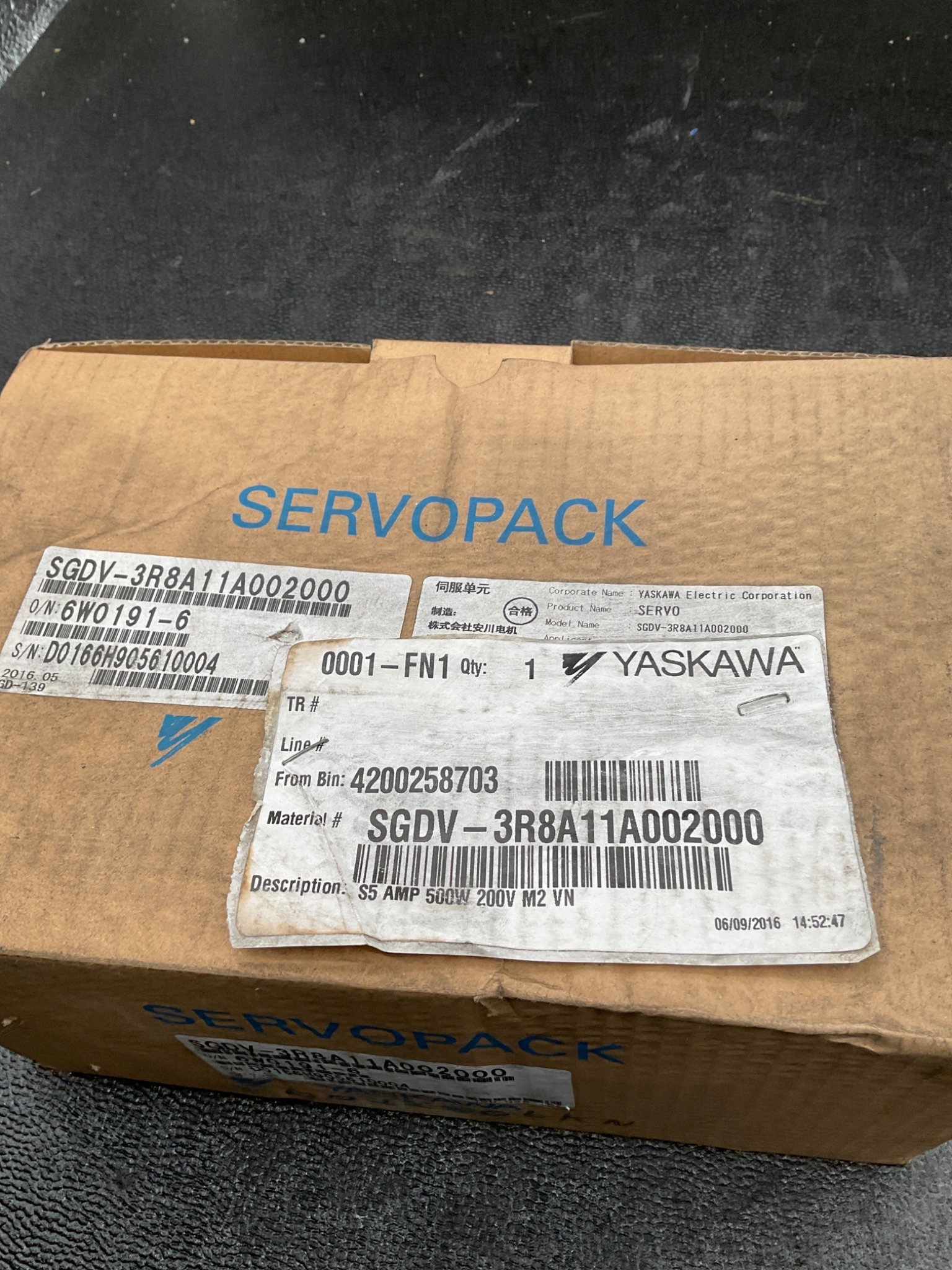 Yaskawa SGDV-3R8A11A002000 Servopack Servo Drive NEW 2
