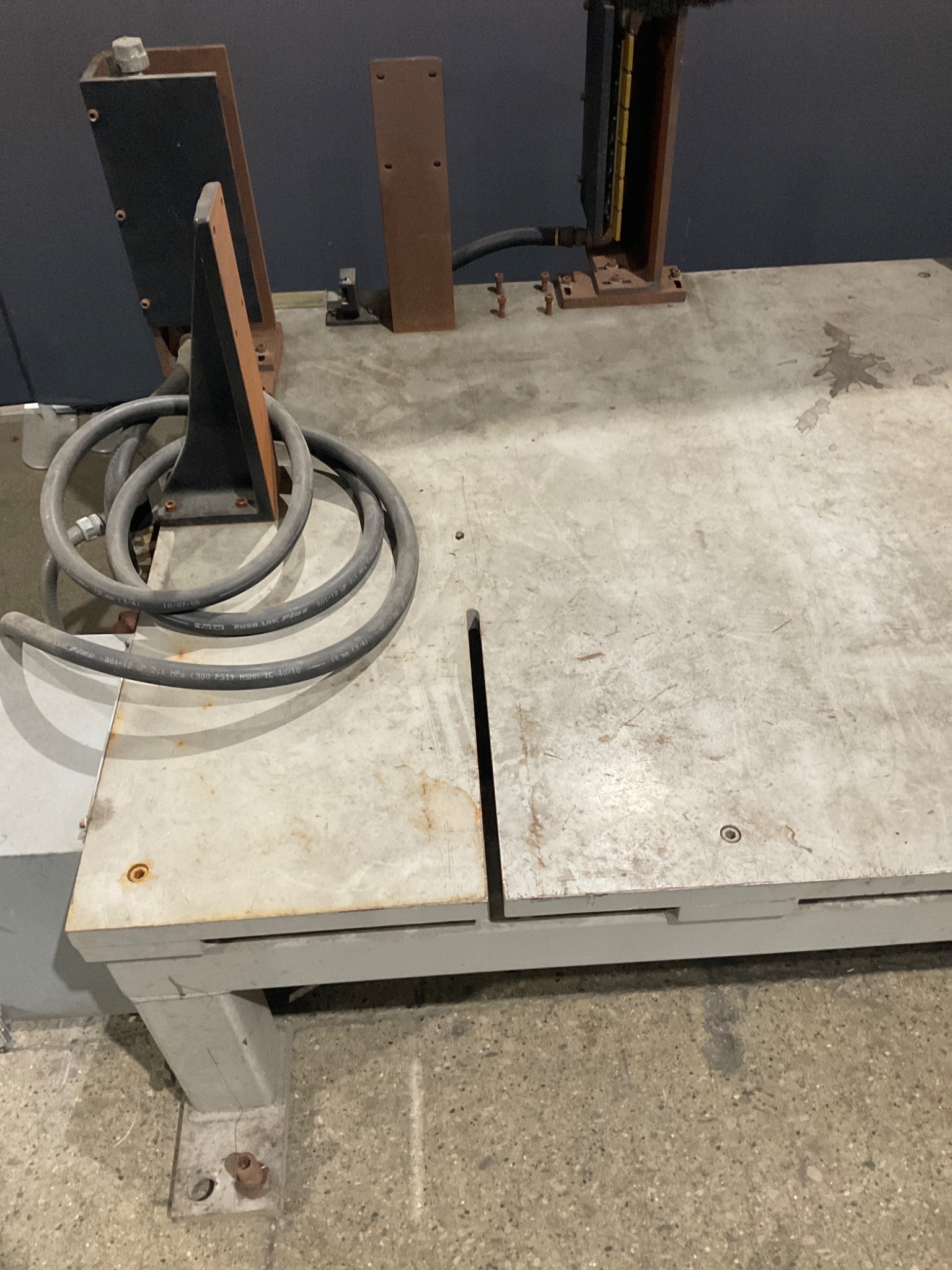WAYNE TRAIL 46964 Steel T‑Slot Fabrication / Welding Table USED 1