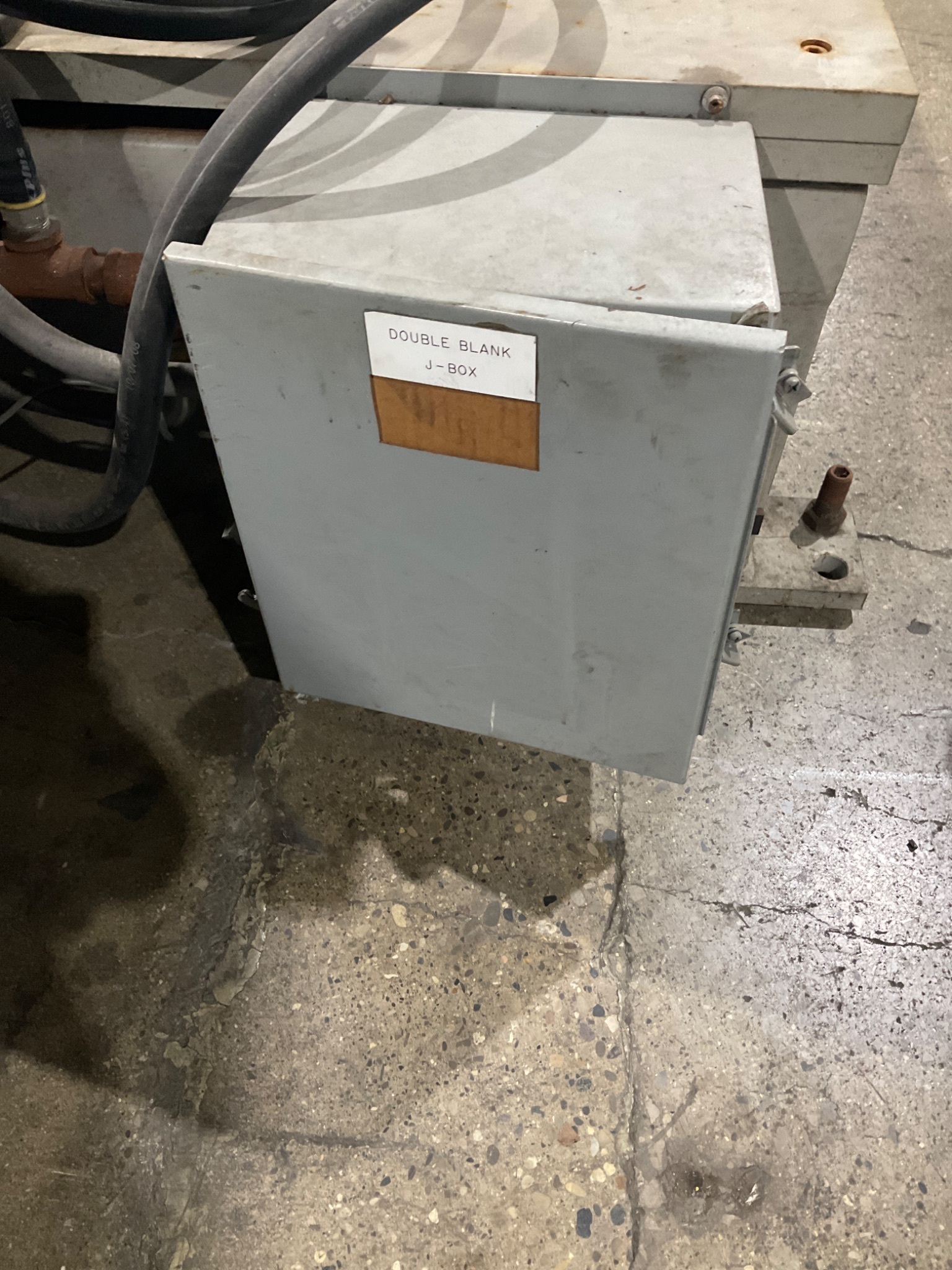 WAYNE TRAIL 46964 Steel T‑Slot Fabrication / Welding Table USED 2