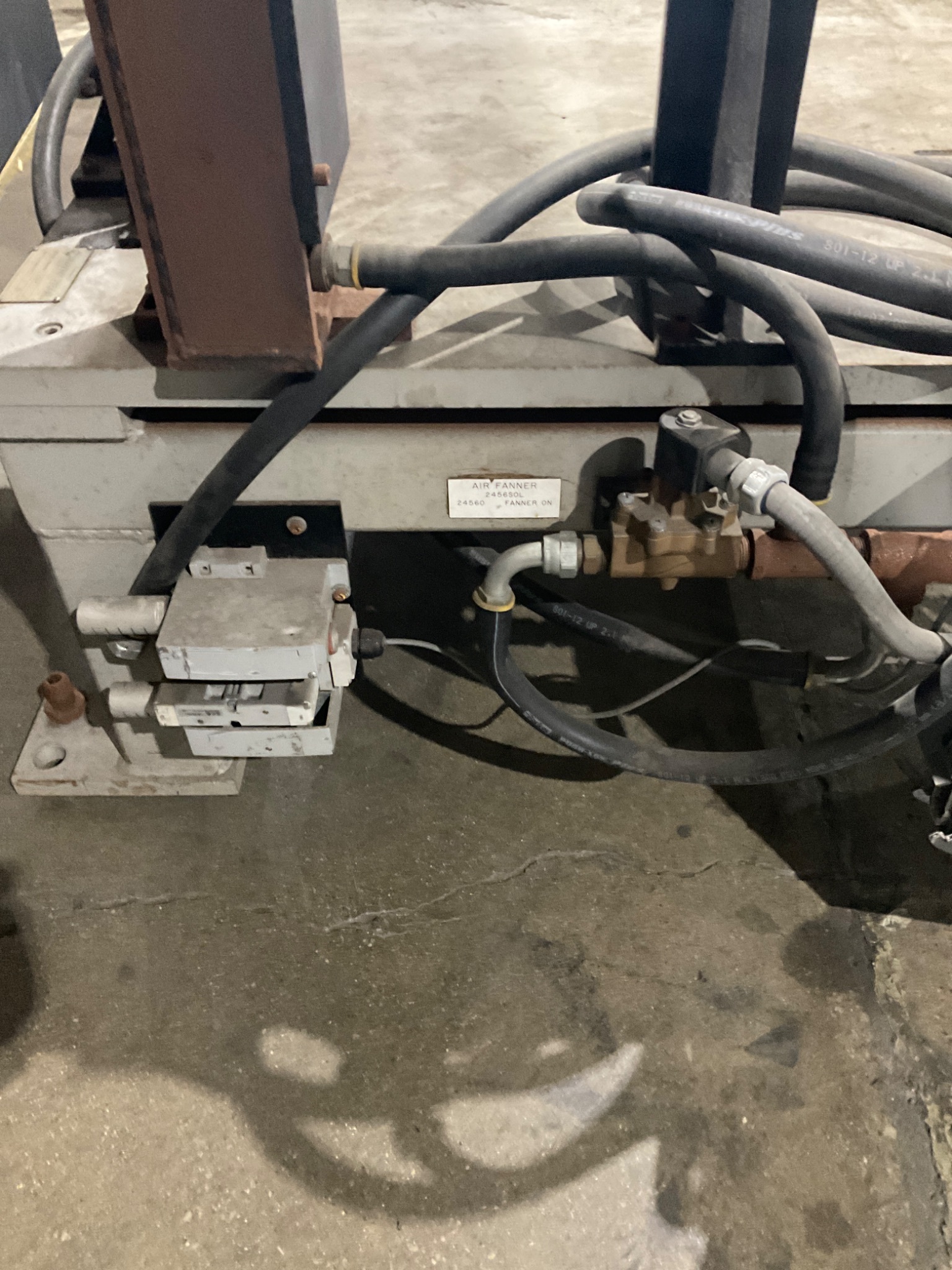 WAYNE TRAIL 46964 Steel T‑Slot Fabrication / Welding Table USED 4