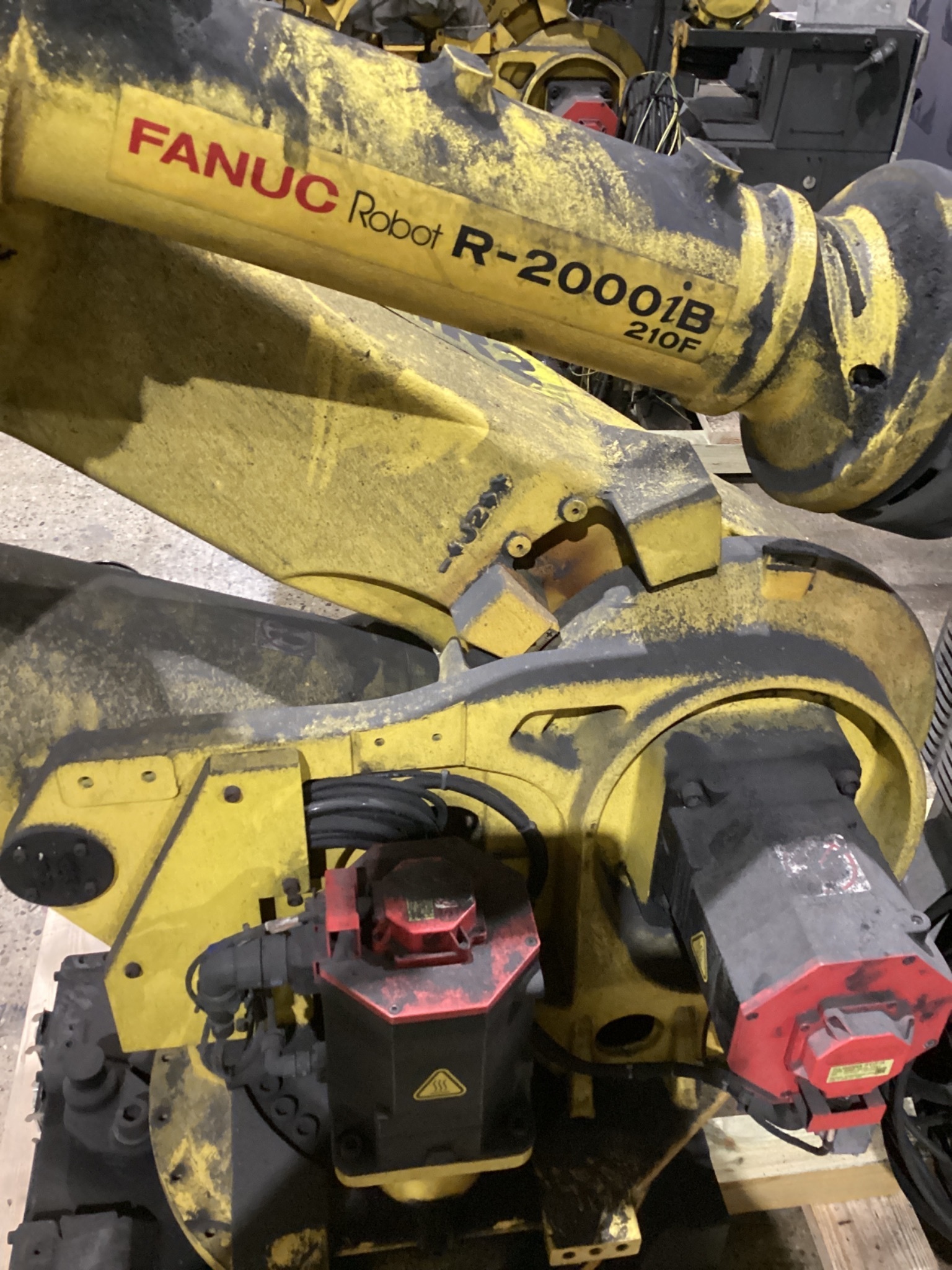FANUC R-2000iB/210F w/ R-30iB Controls USED - Missing Teach Pendant 4