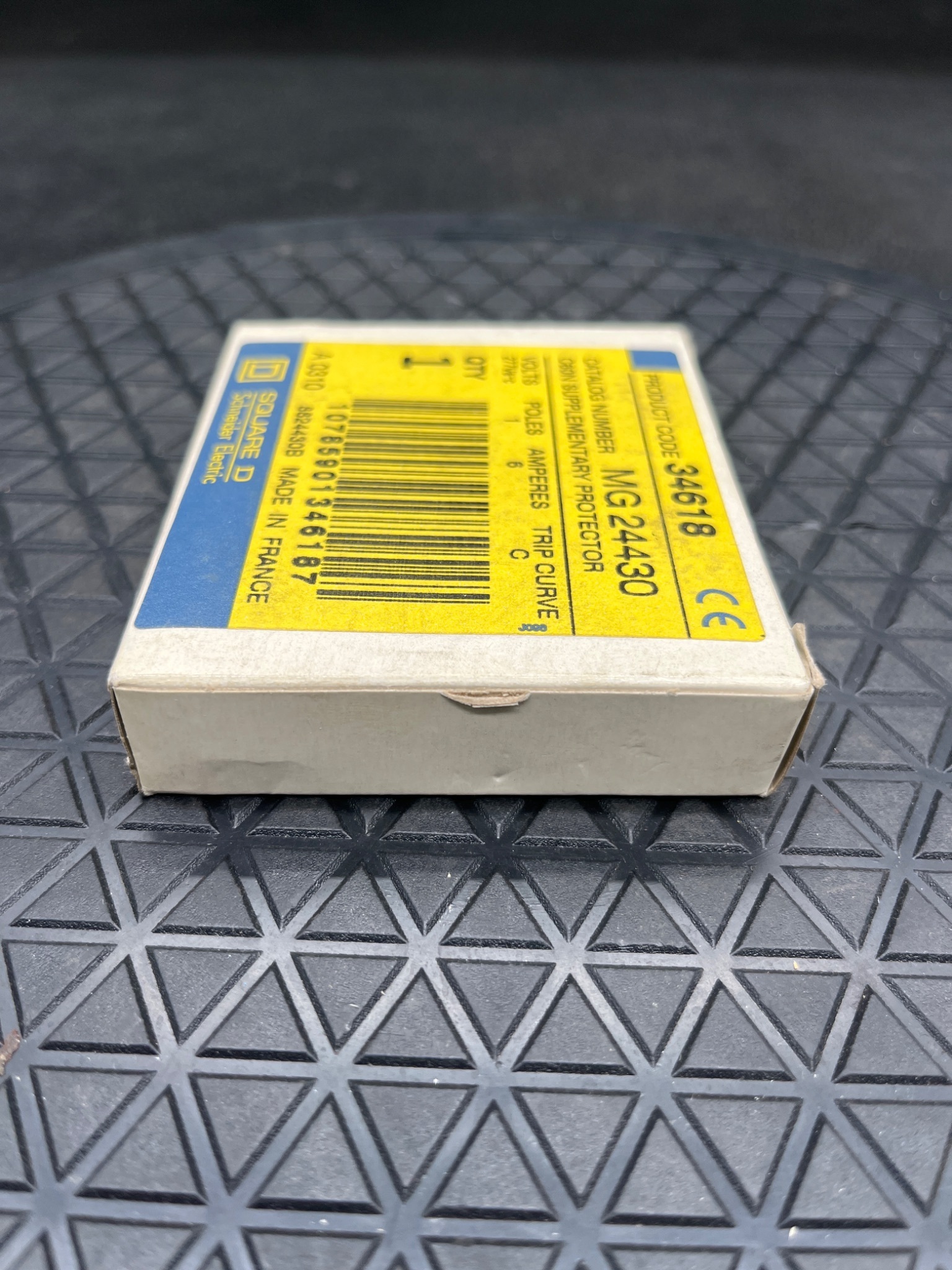 Square D MG24430 C60N Miniature Circuit Breaker 6A 1 Pole NEW 3