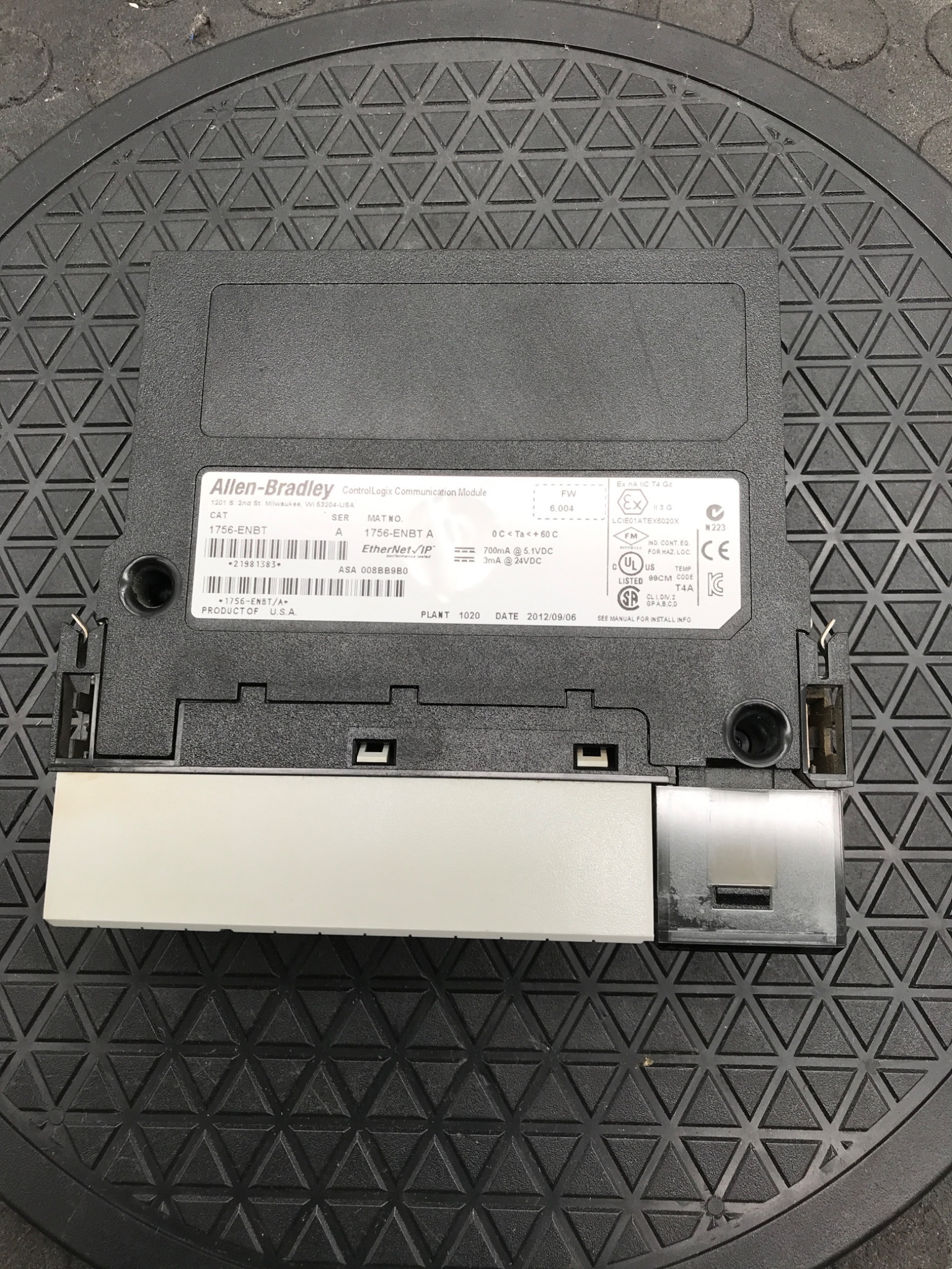 ALLEN BRADLEY 1756-ENBT/A ControlLogix Ethernet Module USED 2