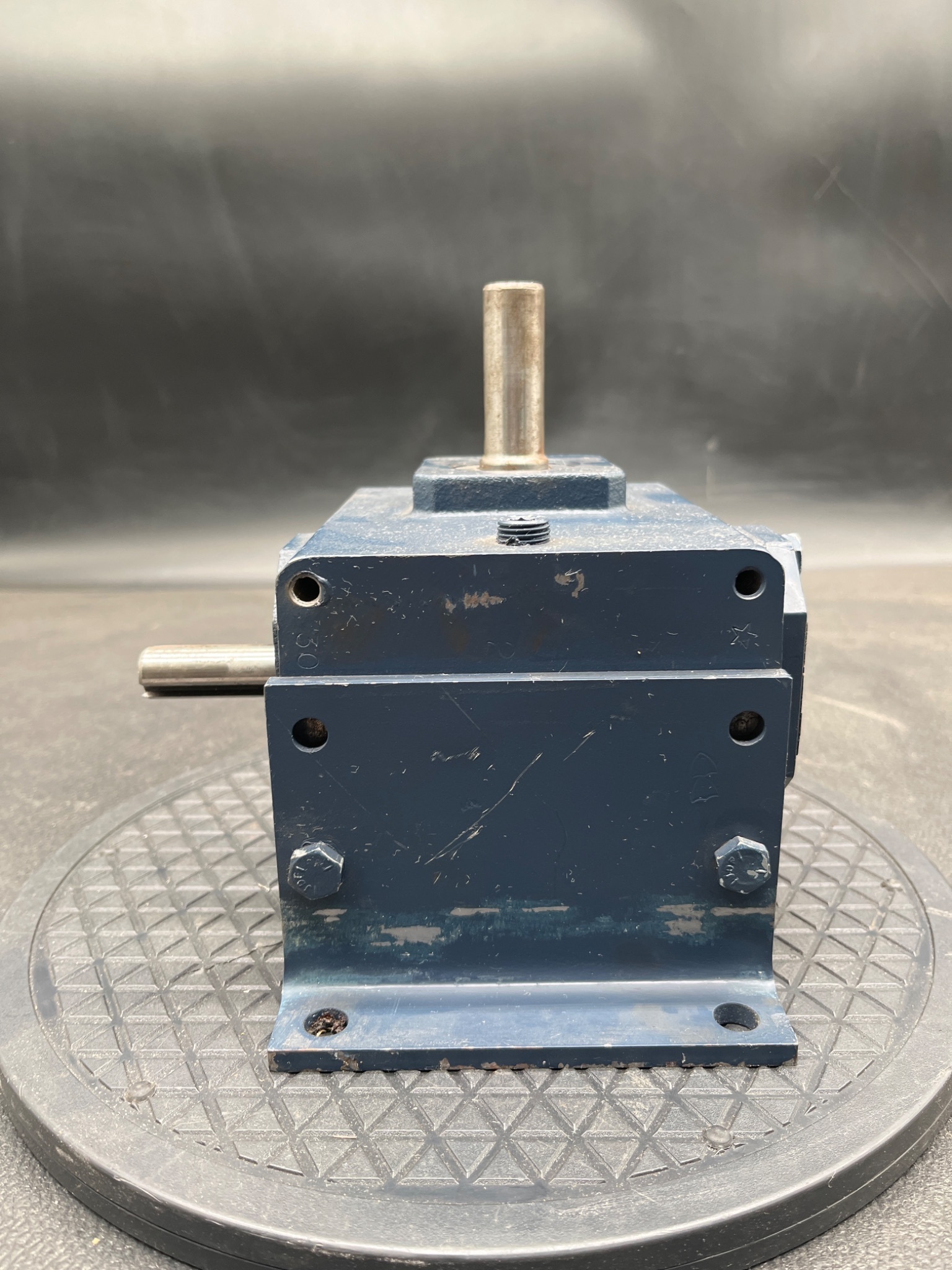 GROVE GEAR GR-VL-815-30-LU Gear Reducer USED 1