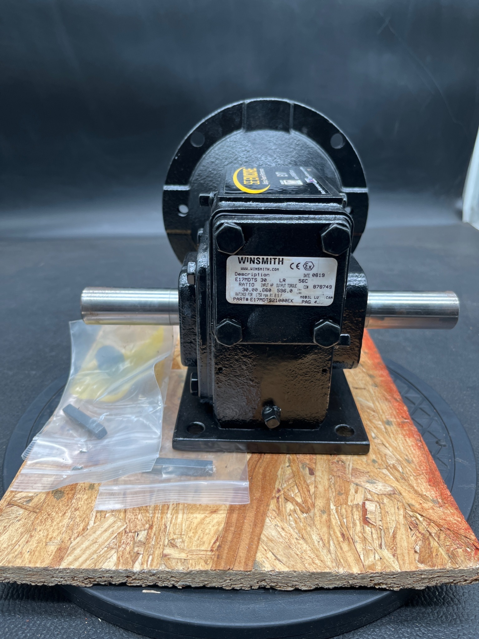 WINSMITH E17MDTS30-LR-56C Gear Reducer NEW 3
