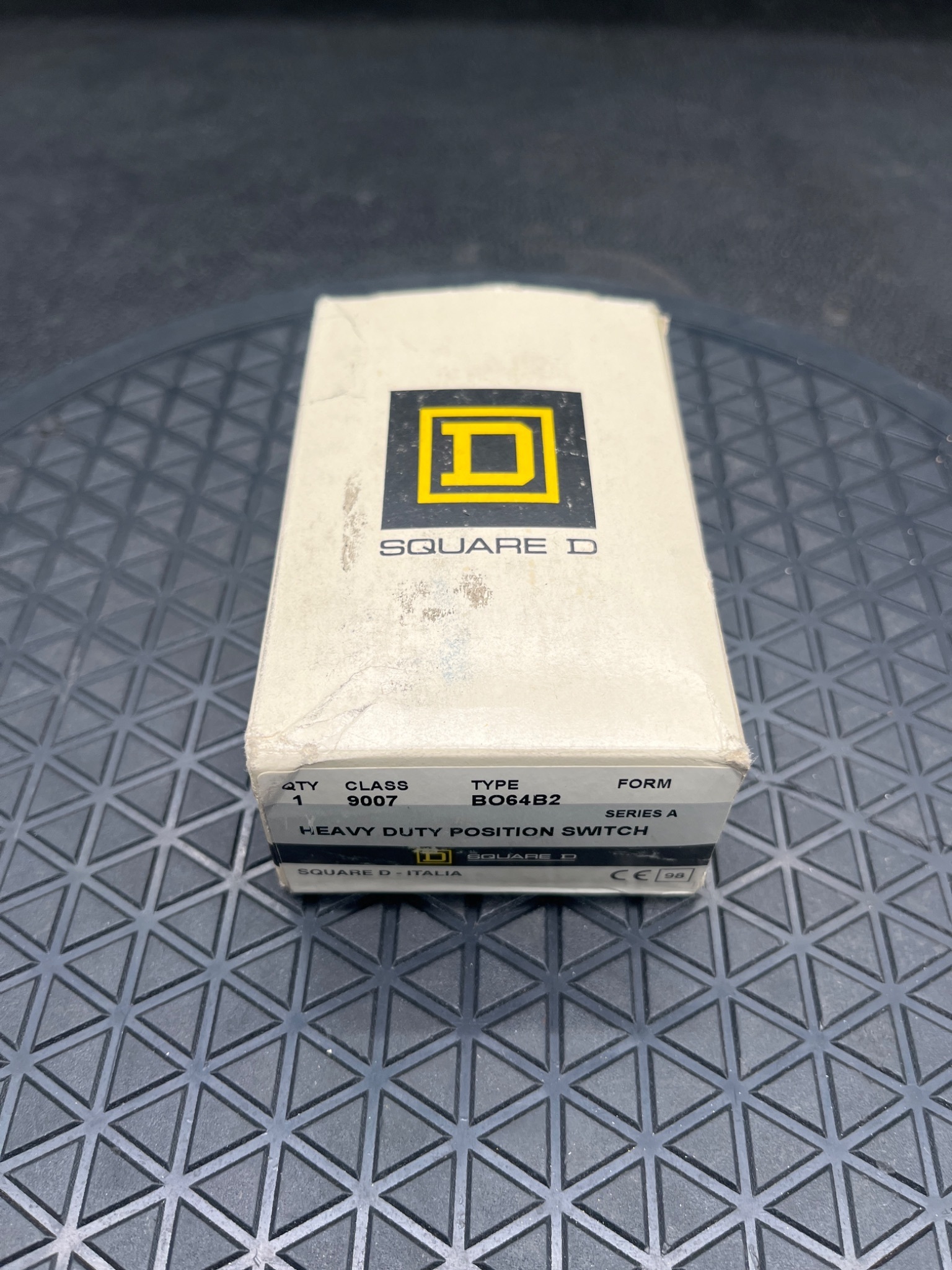 Square D 9007B064B2 Heavy Duty Position Limit Switch NEW 0